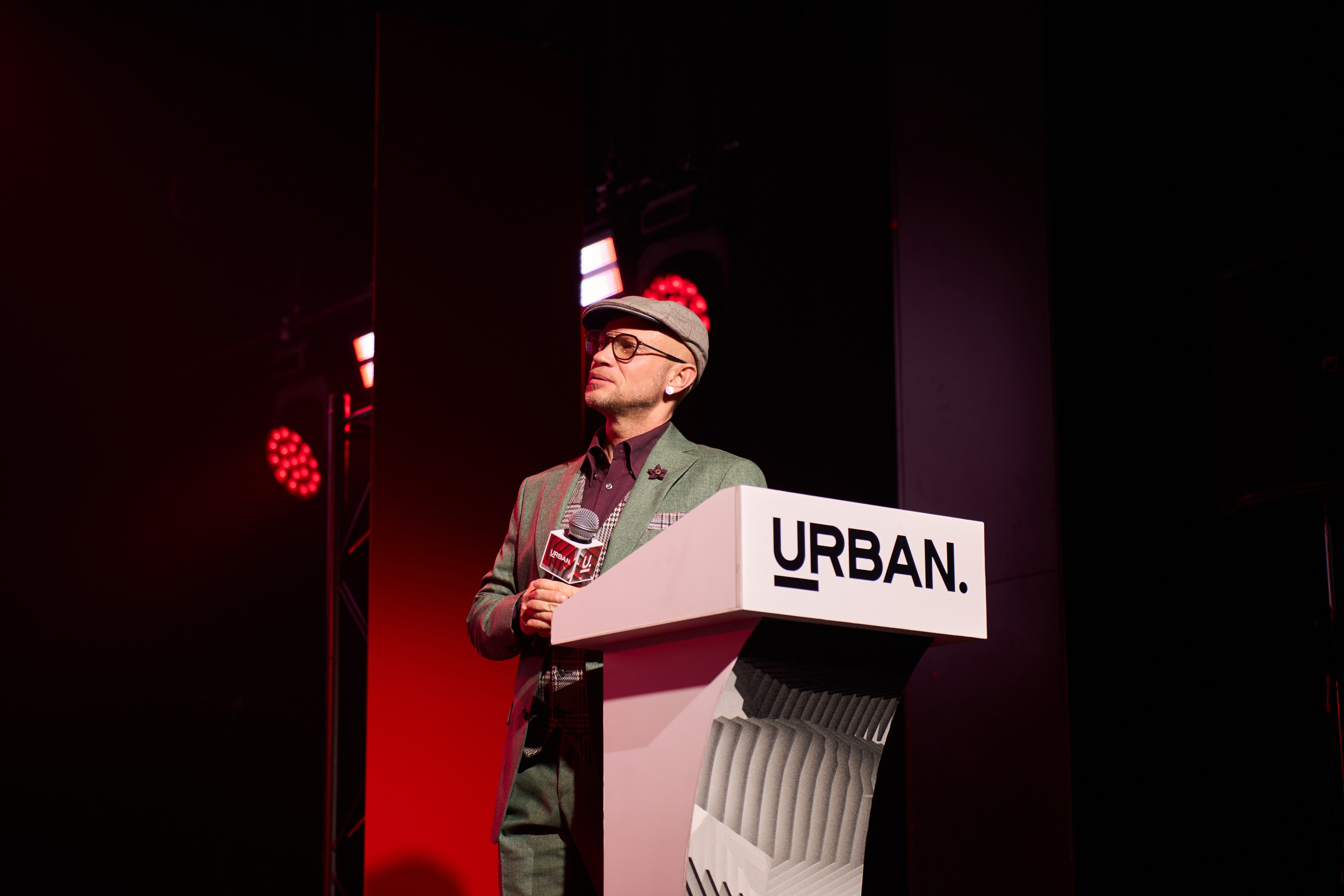 Репортажная съемка в Москве награждений, светских мероприятий, выпускных. Репортажный фотограф в Москве Вадим Галанин