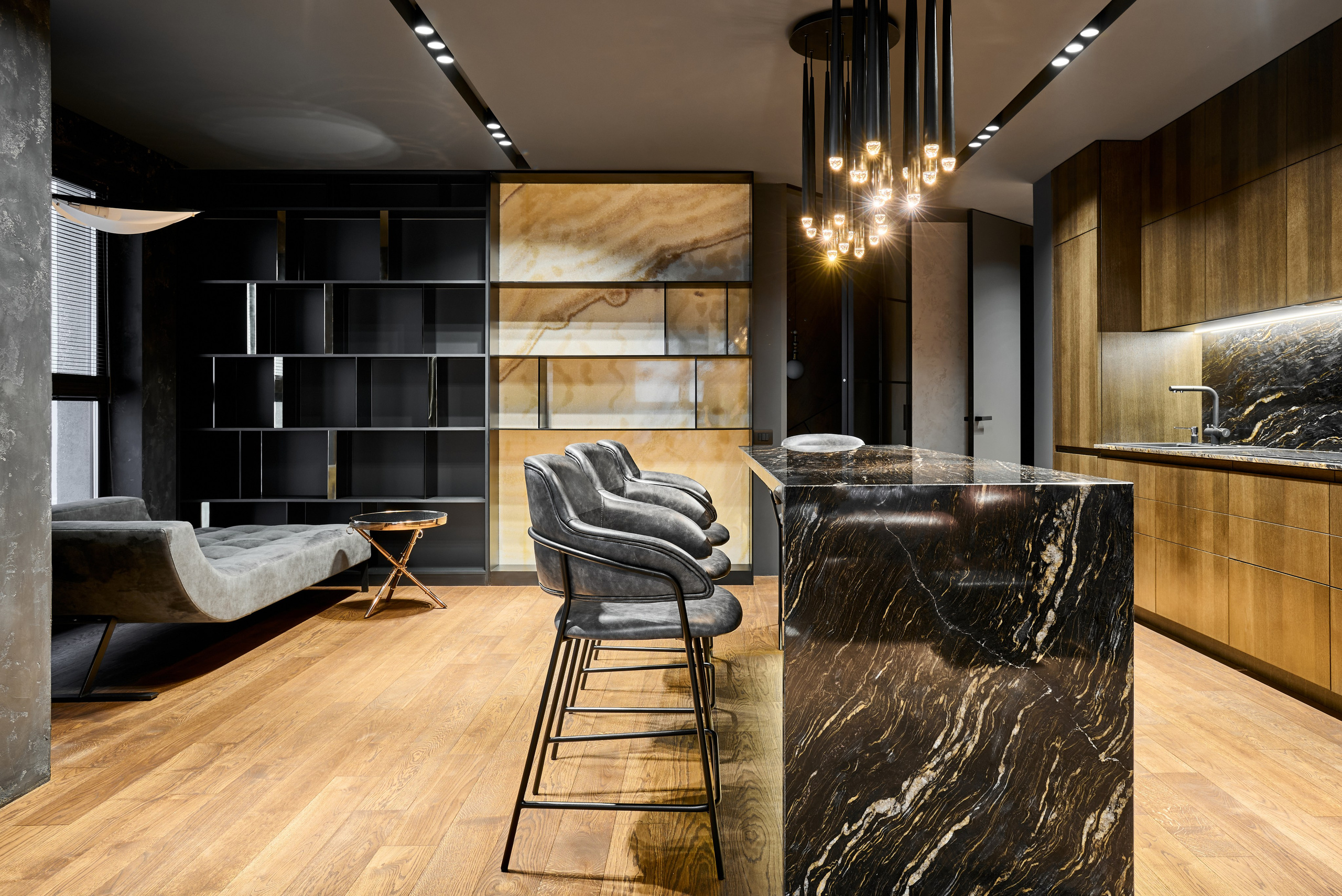 Съёмка для ремонтной компании Raevsky. Автомобильный и интерьерный фотограф в Минске Александр Тагаев