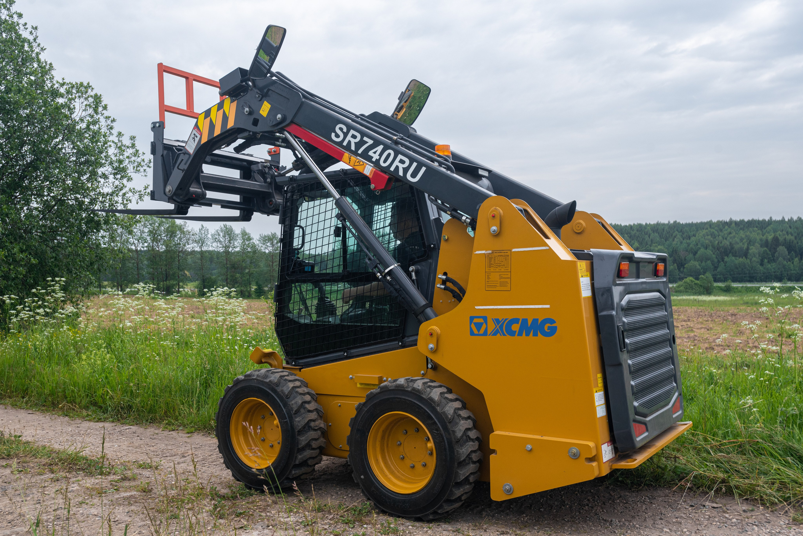 Спецтехника Метатэкс. Автомобильный и интерьерный фотограф в Минске Александр Тагаев