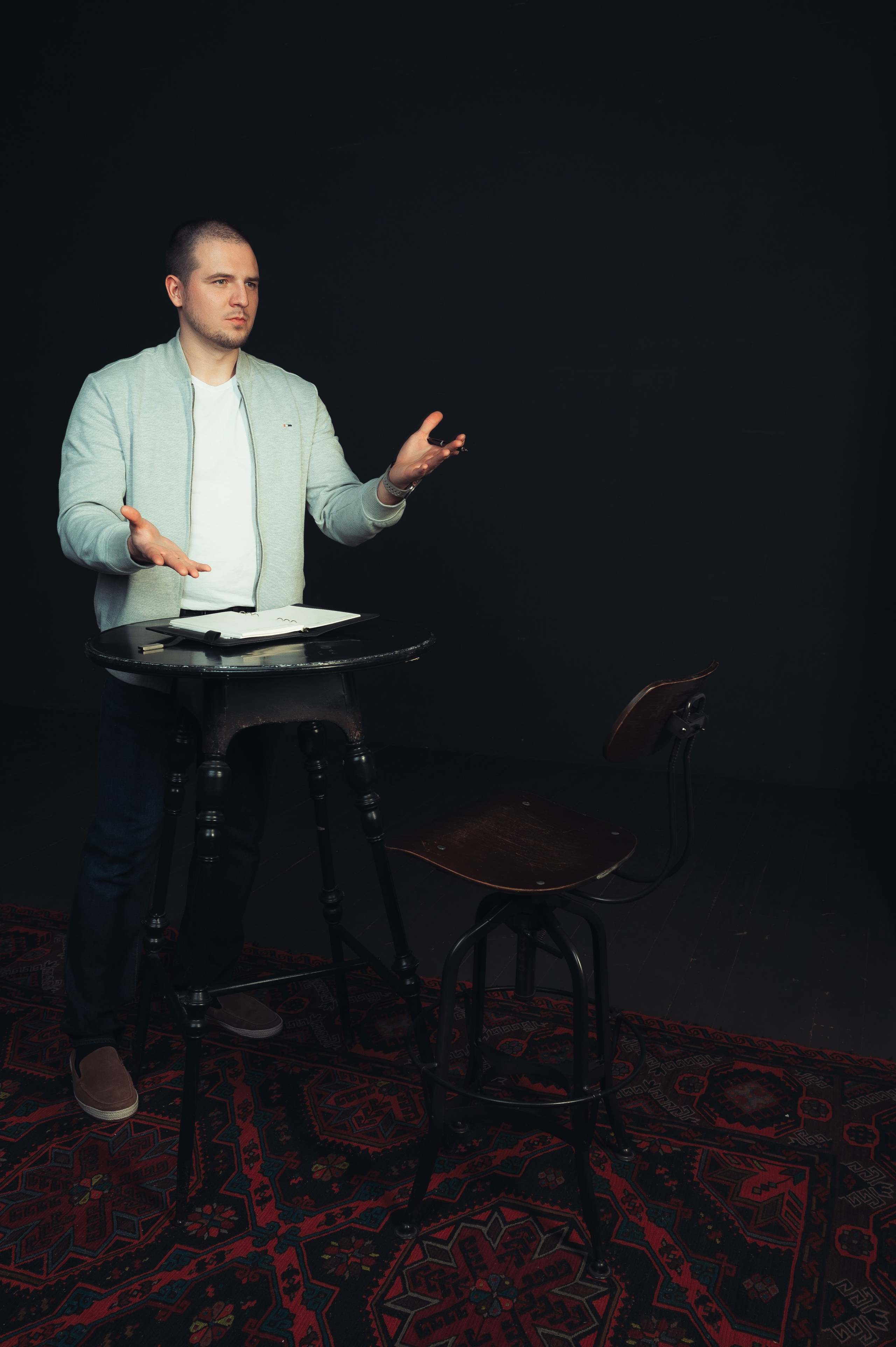 Никита Пустовалов — портретная съёмка. Иван Кубик — фотограф и видеограф