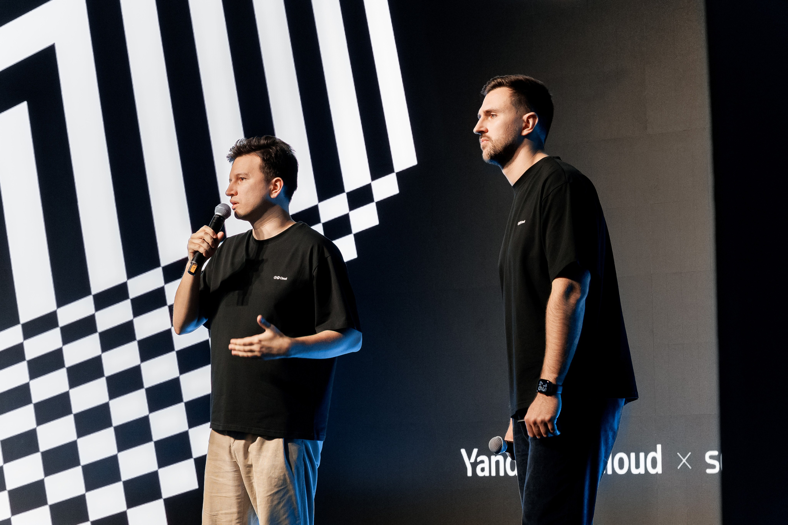 Yandex+Solidlab 26. Свадебный репортажный фотограф в Москве