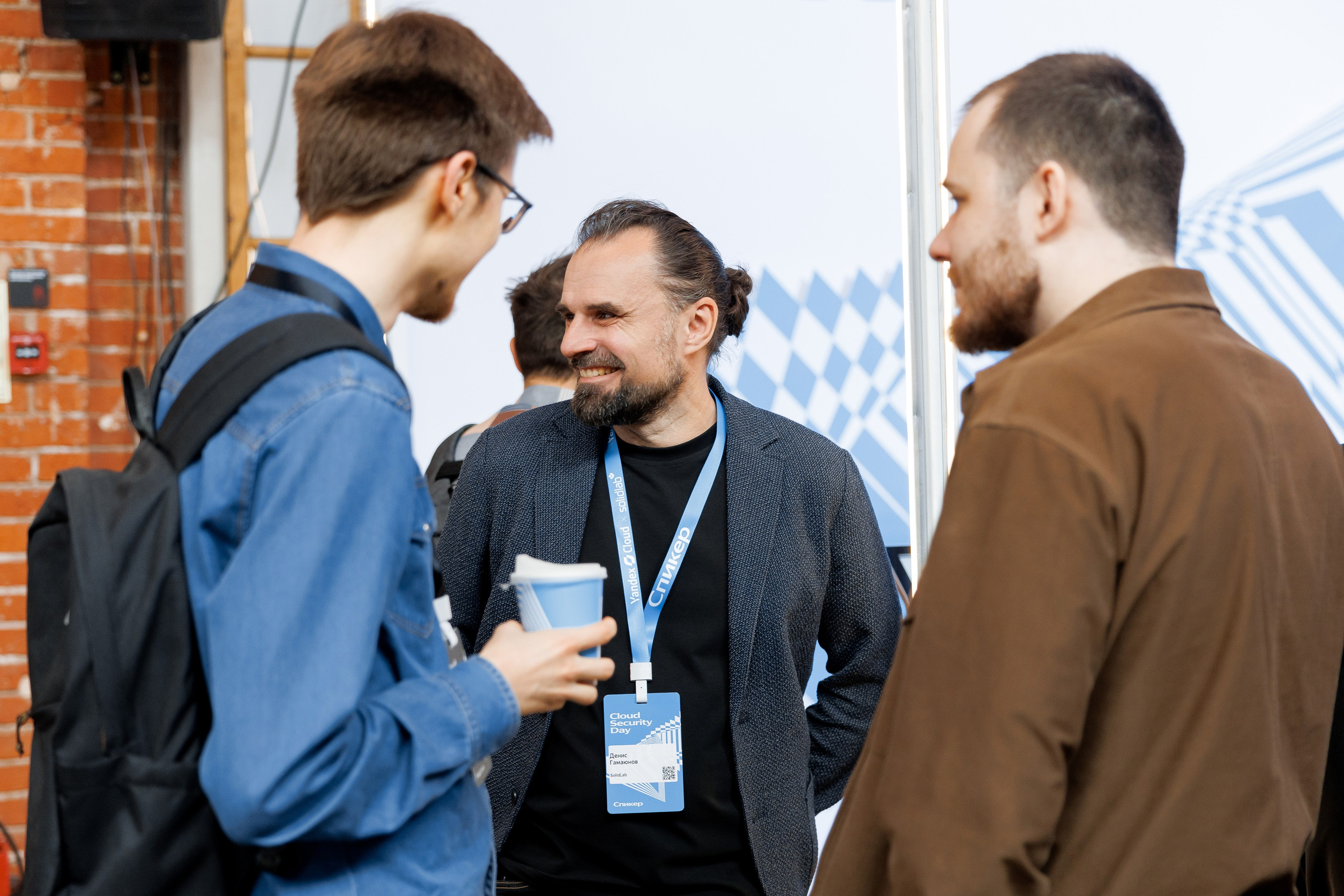 Yandex+Solidlab 26. Свадебный репортажный фотограф в Москве
