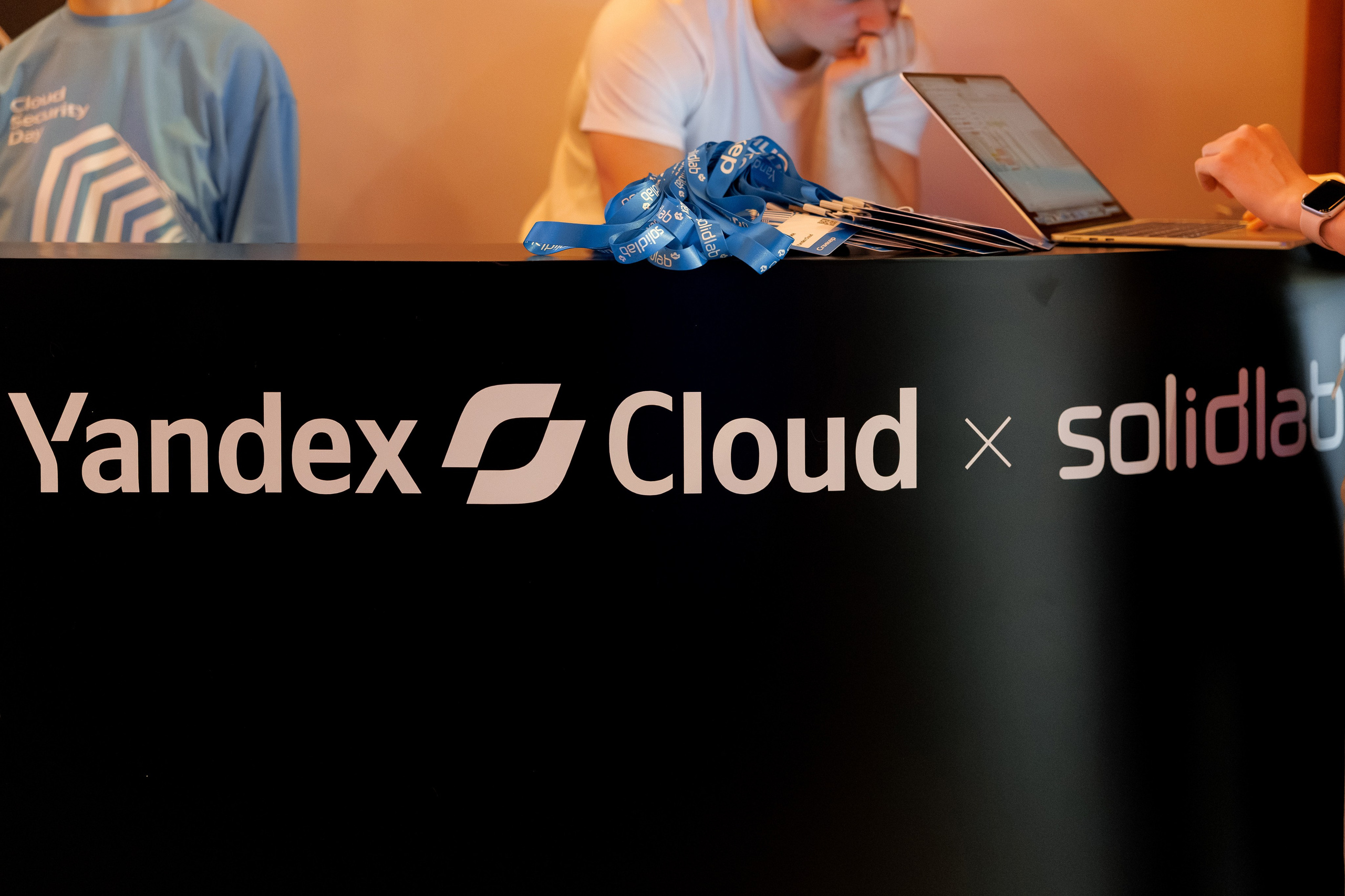 Yandex+Solidlab 26. Свадебный репортажный фотограф в Москве