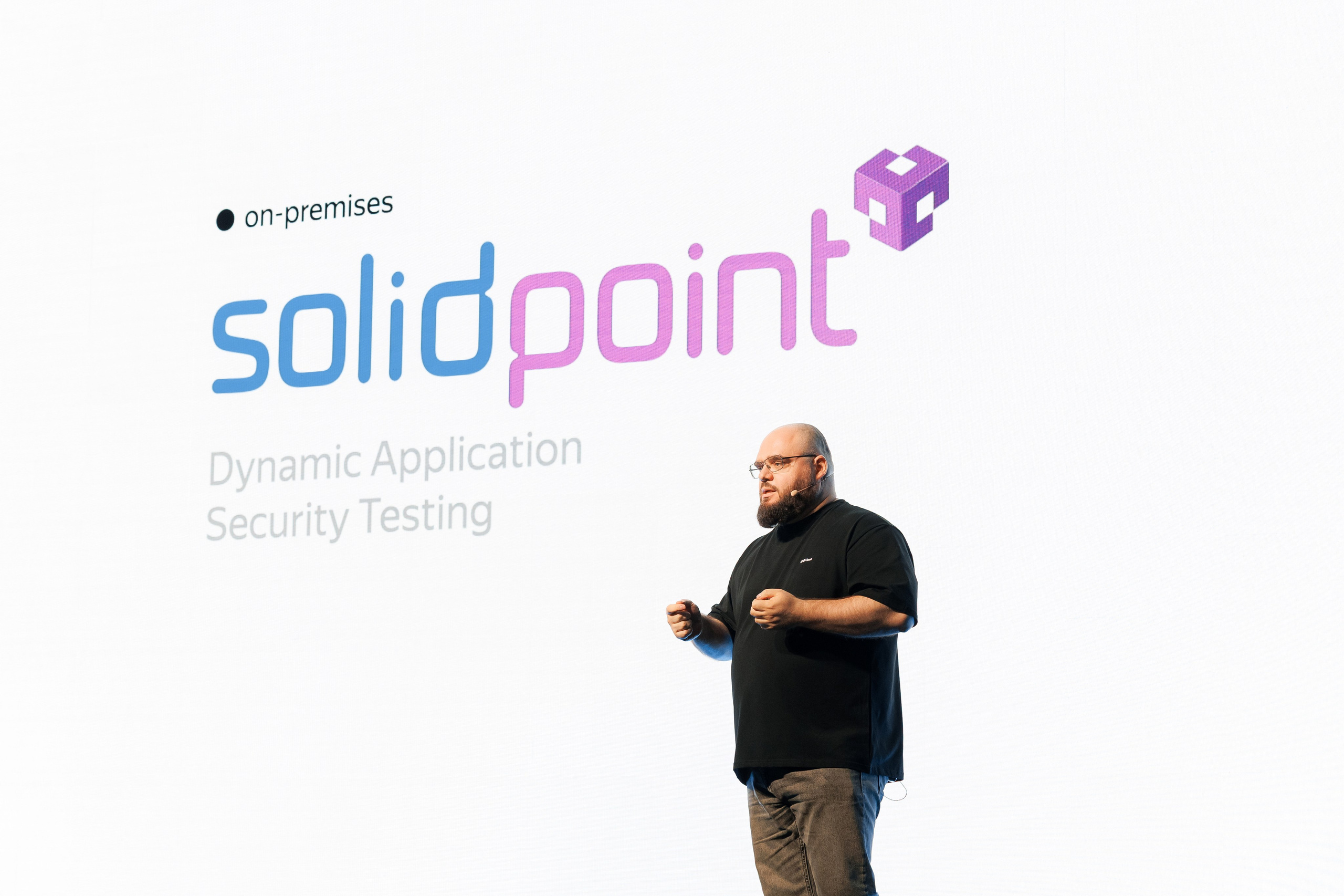 Yandex+Solidlab 26. Свадебный репортажный фотограф в Москве