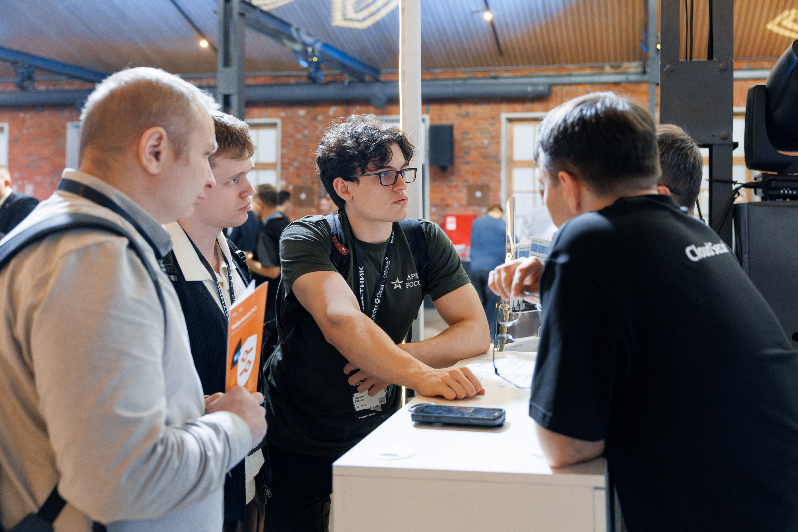 Yandex+Solidlab 26. Свадебный репортажный фотограф в Москве