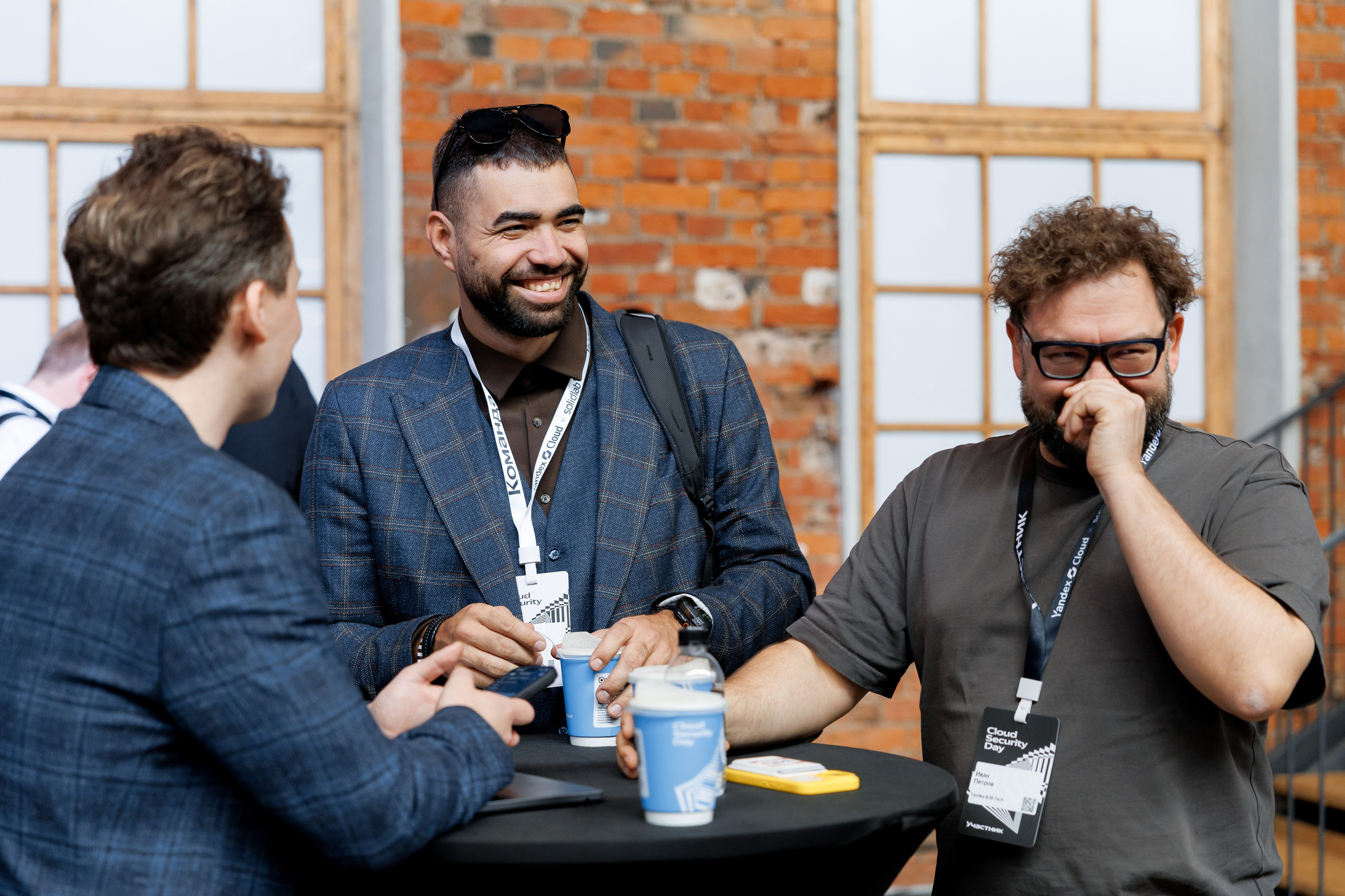 Yandex+Solidlab 26. Свадебный репортажный фотограф в Москве