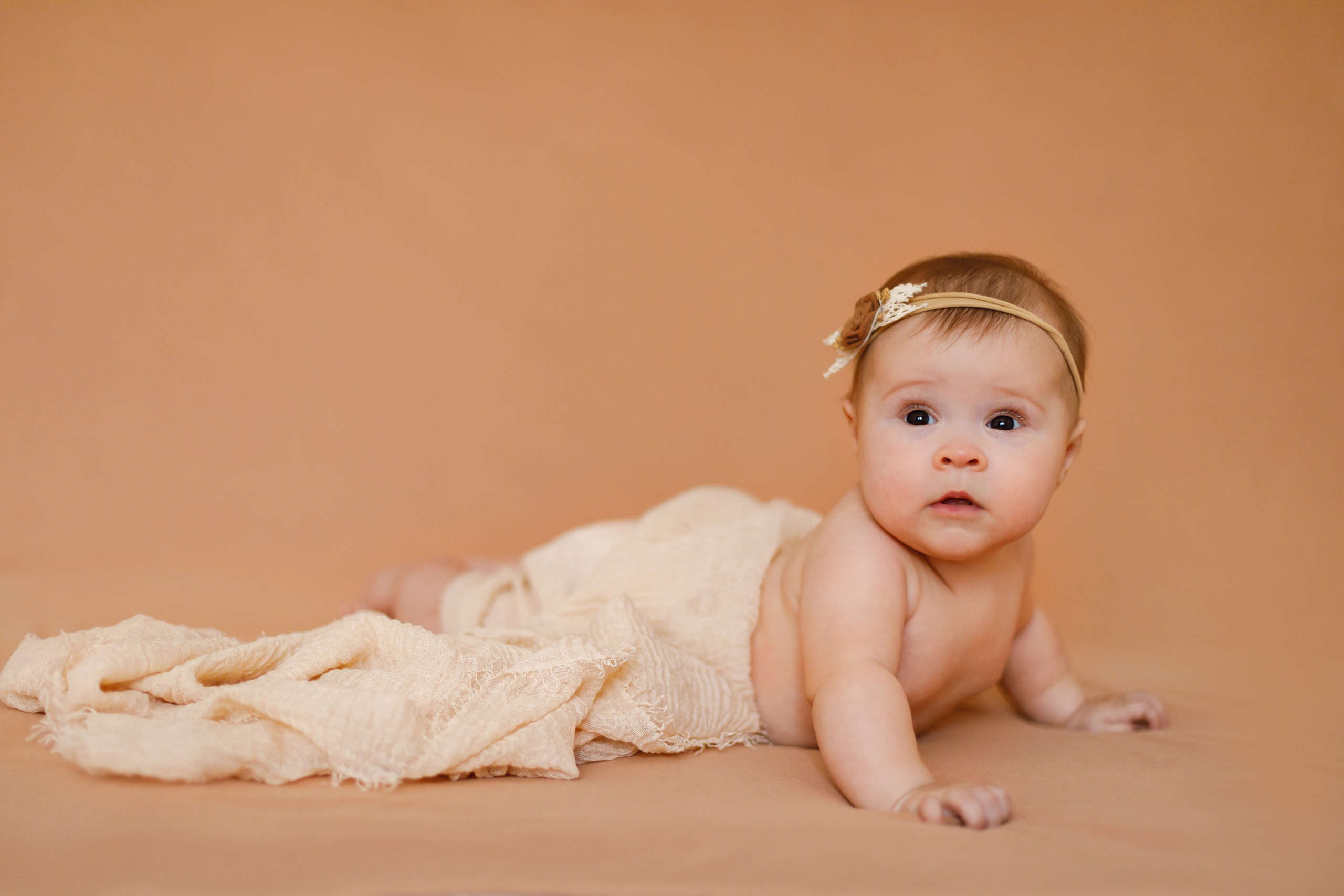 4-5 месяцев. Семейный и детский фотограф, в Анапе Алфимова Елена.Новорожденных