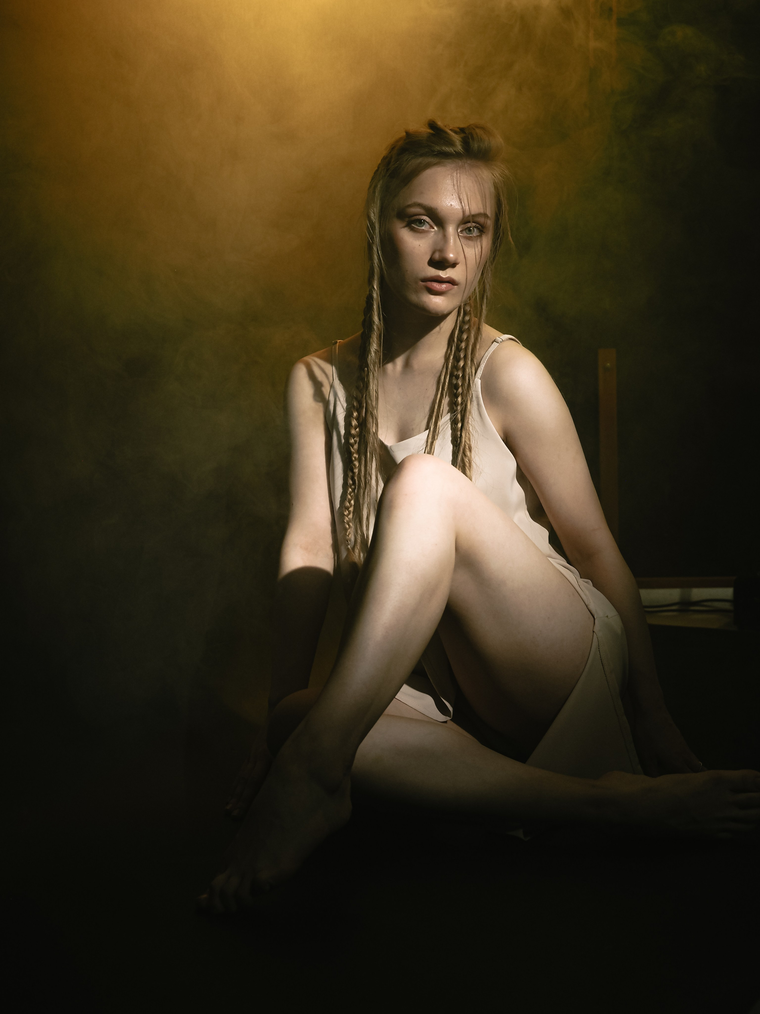 Студийный свет — дым. Фотограф Рязань. Семейный Свадебный фотограф