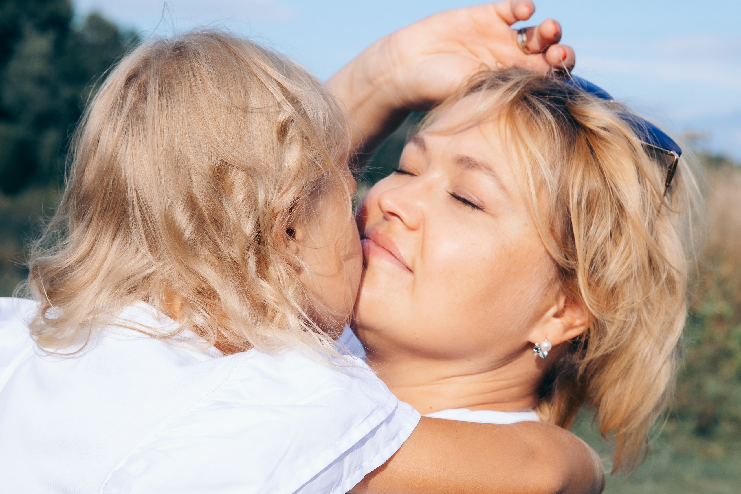 Наташа, Вадим, Арина, Тая и Пета. Август 2024. Фотограф в Санкт-Петербурге Алена Сертакова
