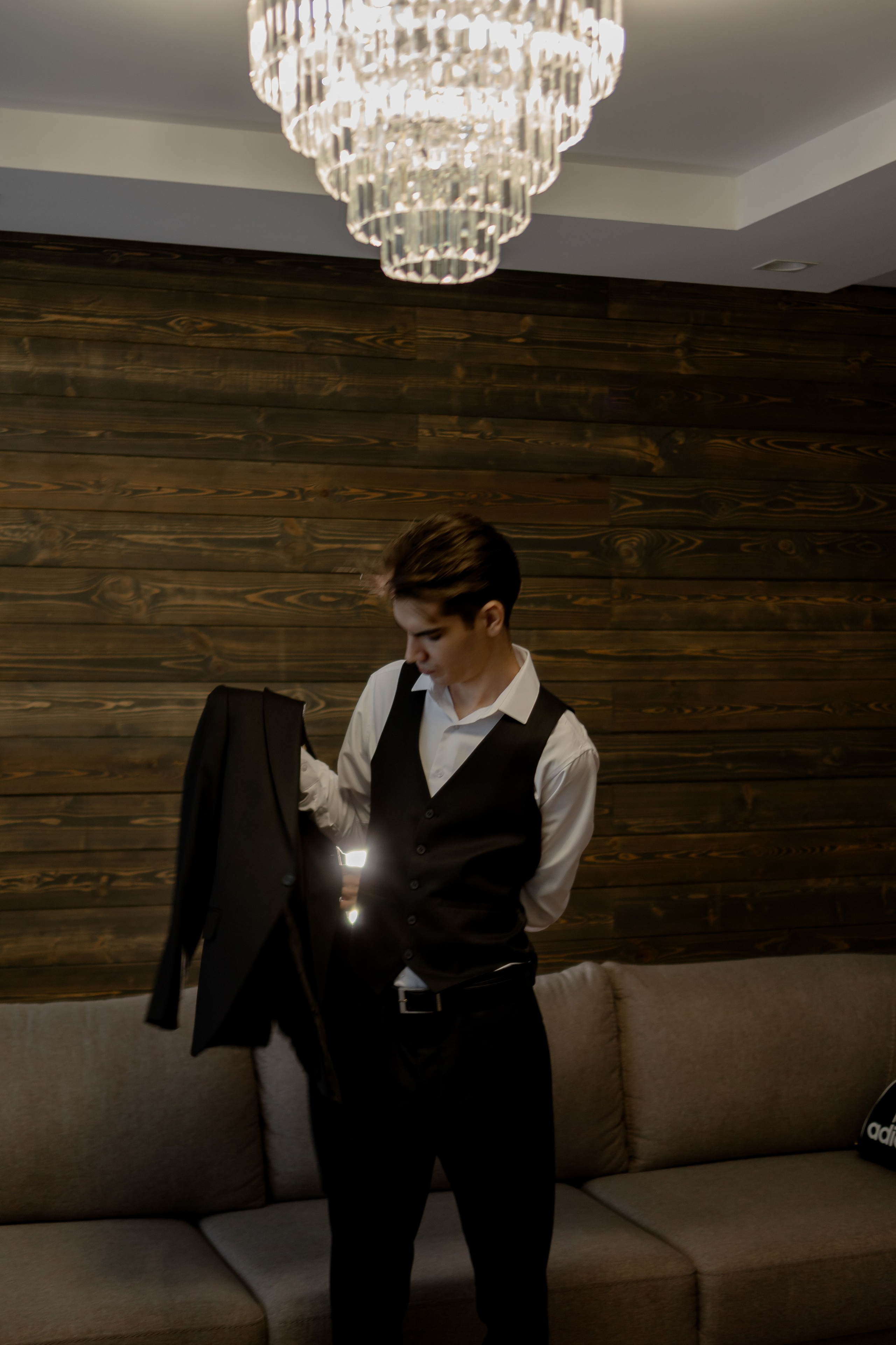 СВАДЕБНАЯ СЬЕМКА СБОРОВ В ОТЕЛЕ И ВЫЕЗД НА ЦЕРЕМОНИЮ (СНЯТО В СИБИРЕ В НИЖНЕВАРТОВСКЕ). Профессиональный фотограф, Санкт-Петербург — Виктория Богомолова