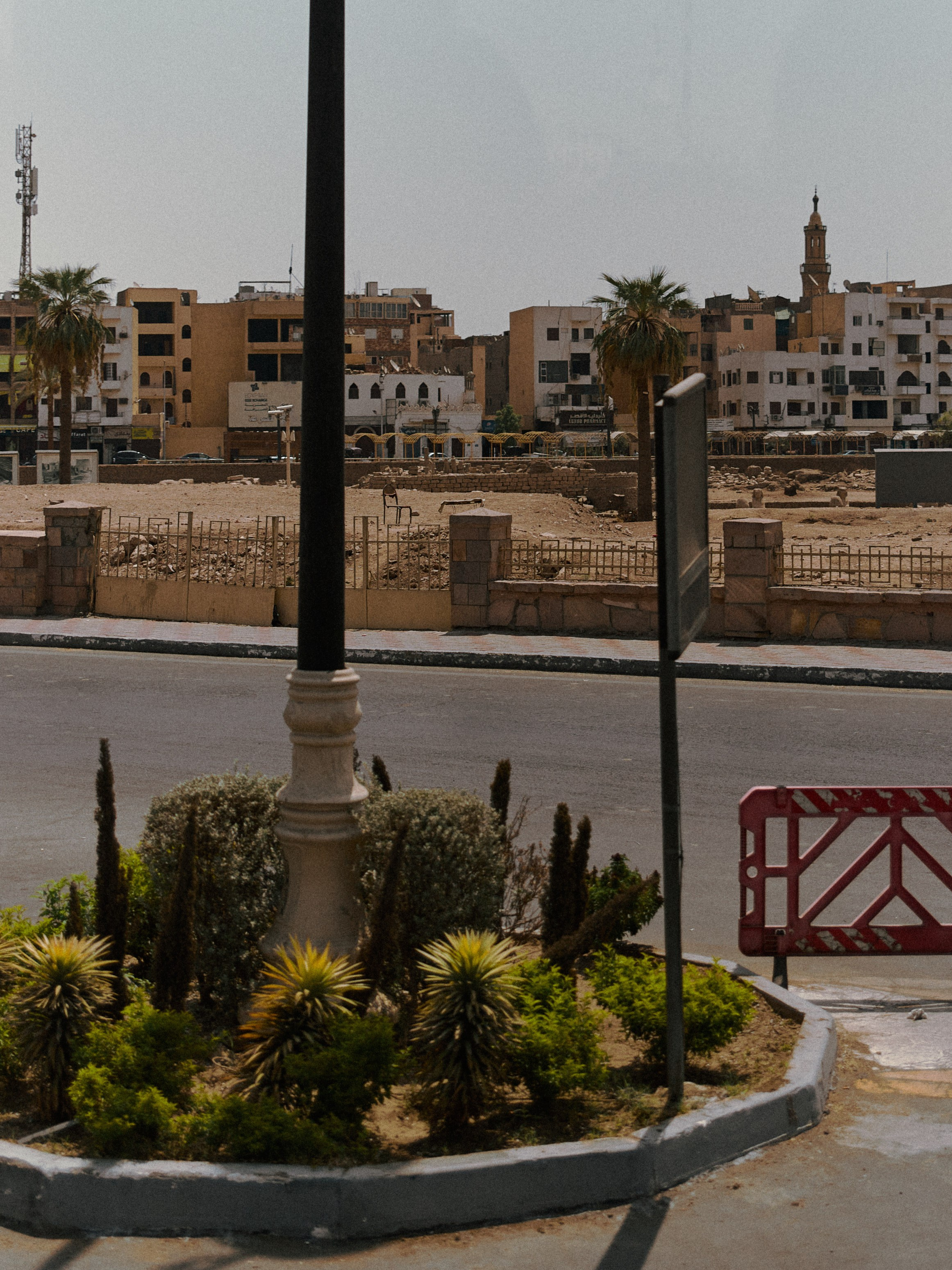 Другое 2. Jorgis Talè — photographer, kind person, teacher of arts and other mag