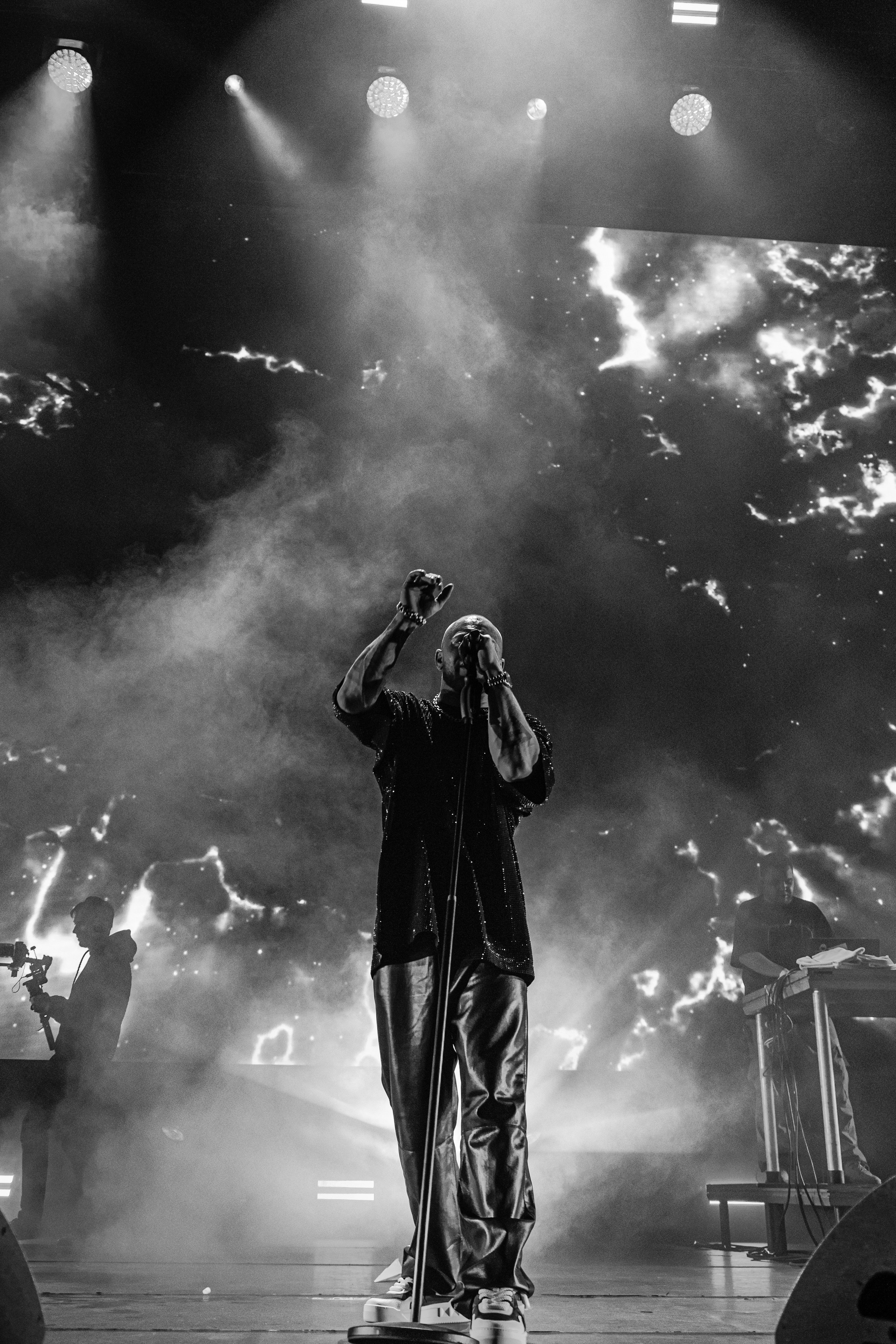 Концерт Лёши Свика