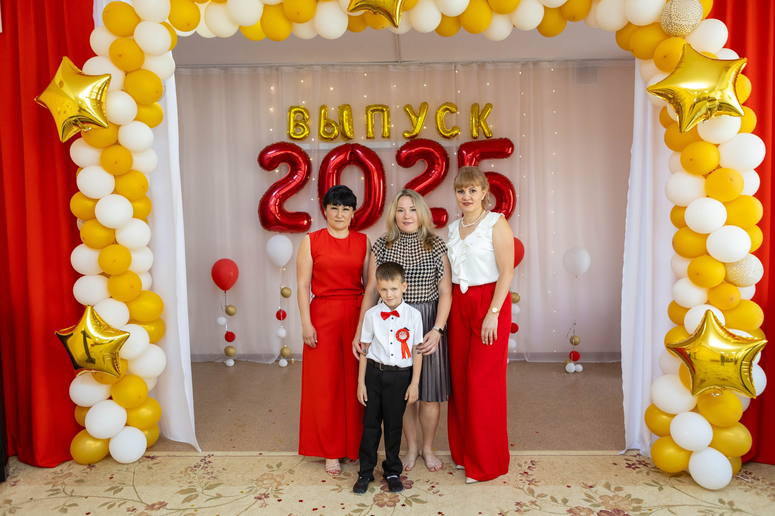 Выпускной в детскому саду 2025 год. Свадебный и предметный фотограф Ренат Каламперов