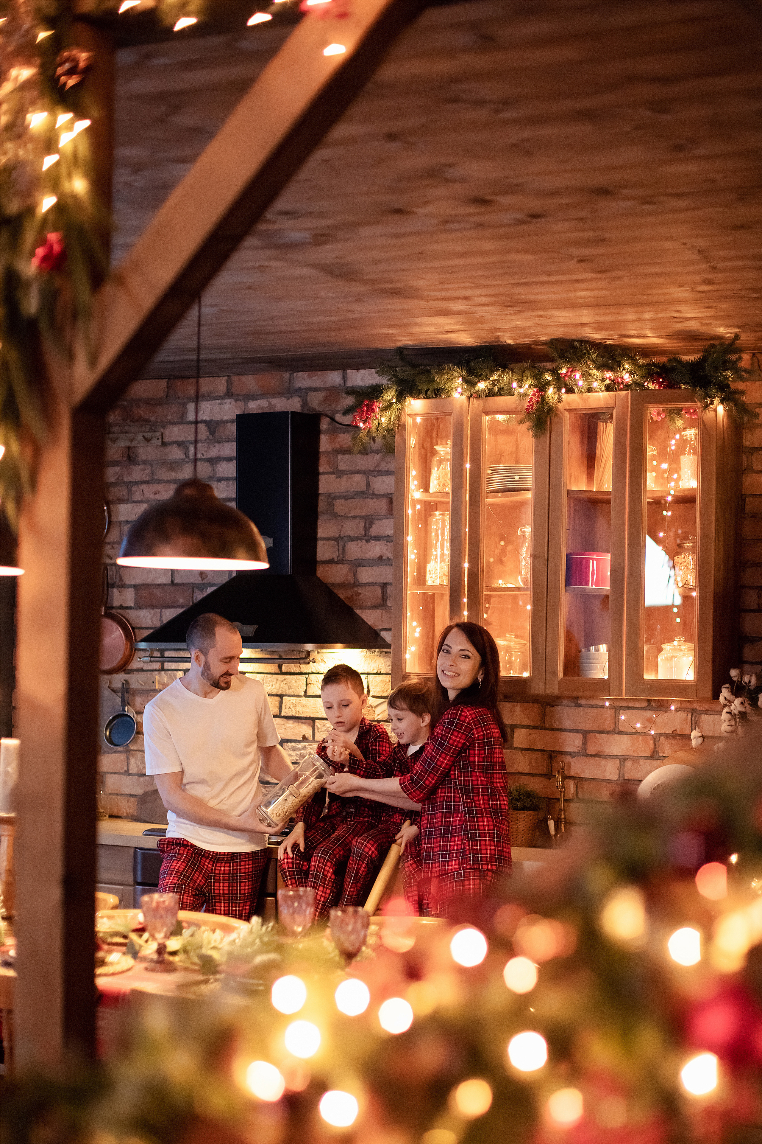 Семья Анны и Михаила. Новогодняя история. Фотограф в Москве. Елизавета Косицына