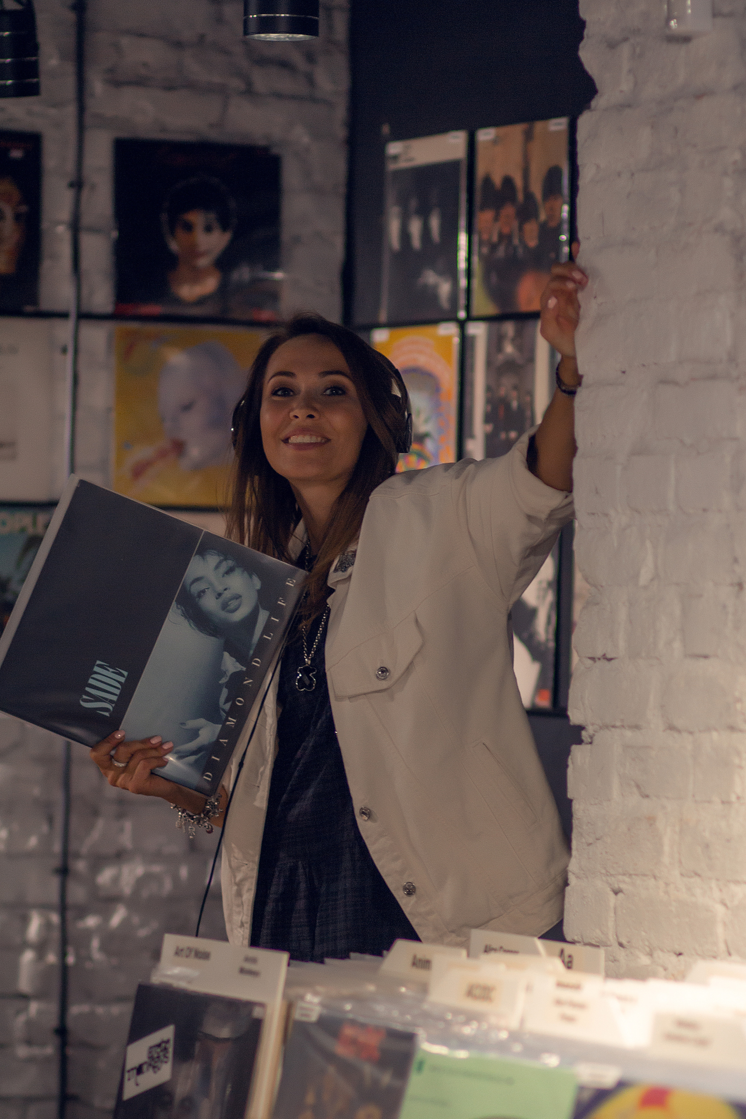 Светлана. Магазин пластинок. Фотограф в Москве. Елизавета Косицына