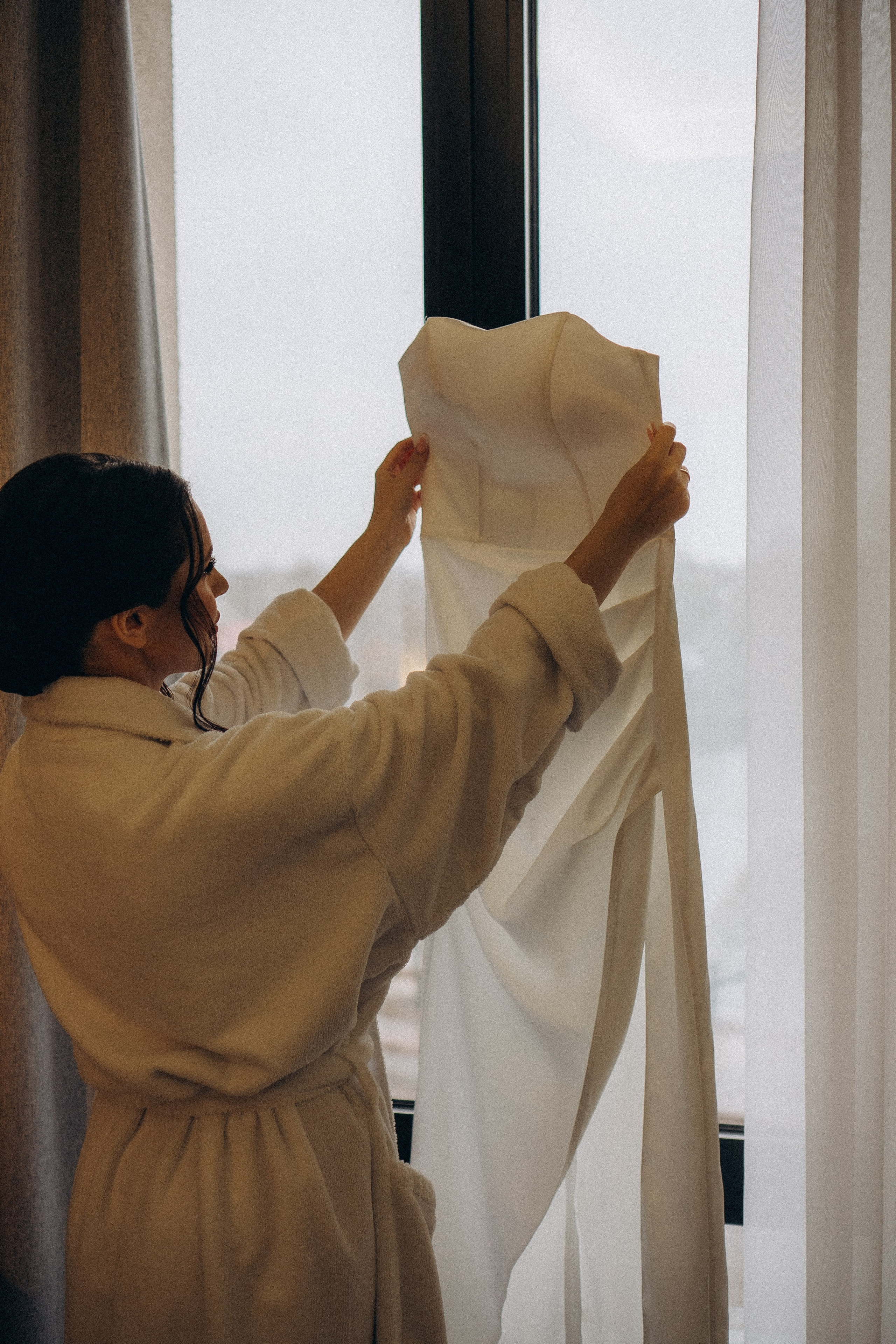 СВАДЕБНАЯ СЬЕМКА СБОРОВ ЖЕНИХА И НЕВЕСТЫ В ОТЕЛЕ И ТАКЖЕ ФОТОСЕССИИЯ В ОТЕЛЕЕ МЕГАПОЛИС БРЯНСК. Профессиональный фотограф, Санкт-Петербург — Виктория Богомолова