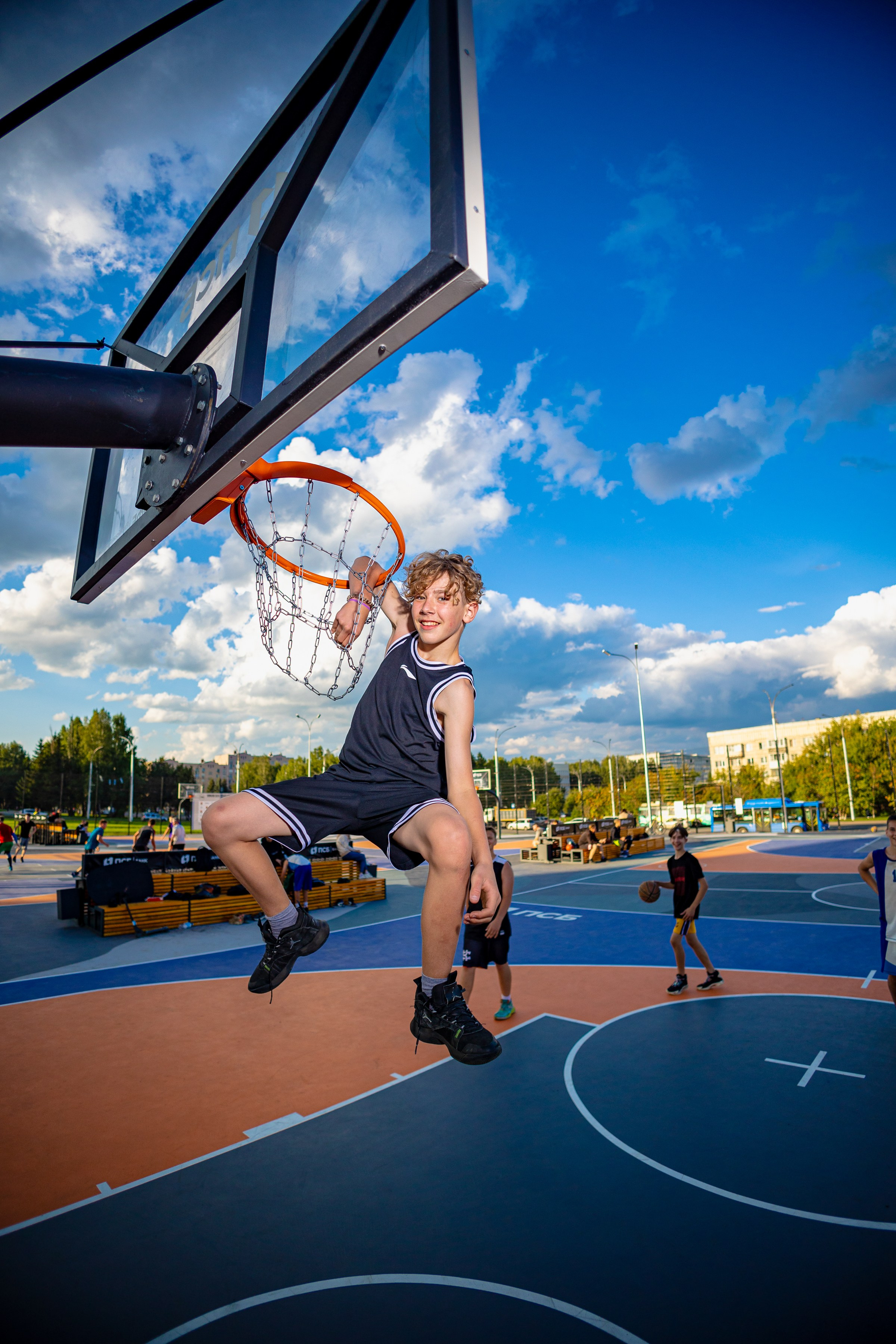 Профессиональный фотограф, специализирующийся на портретной съёмке. Фотограф Князев Сергей