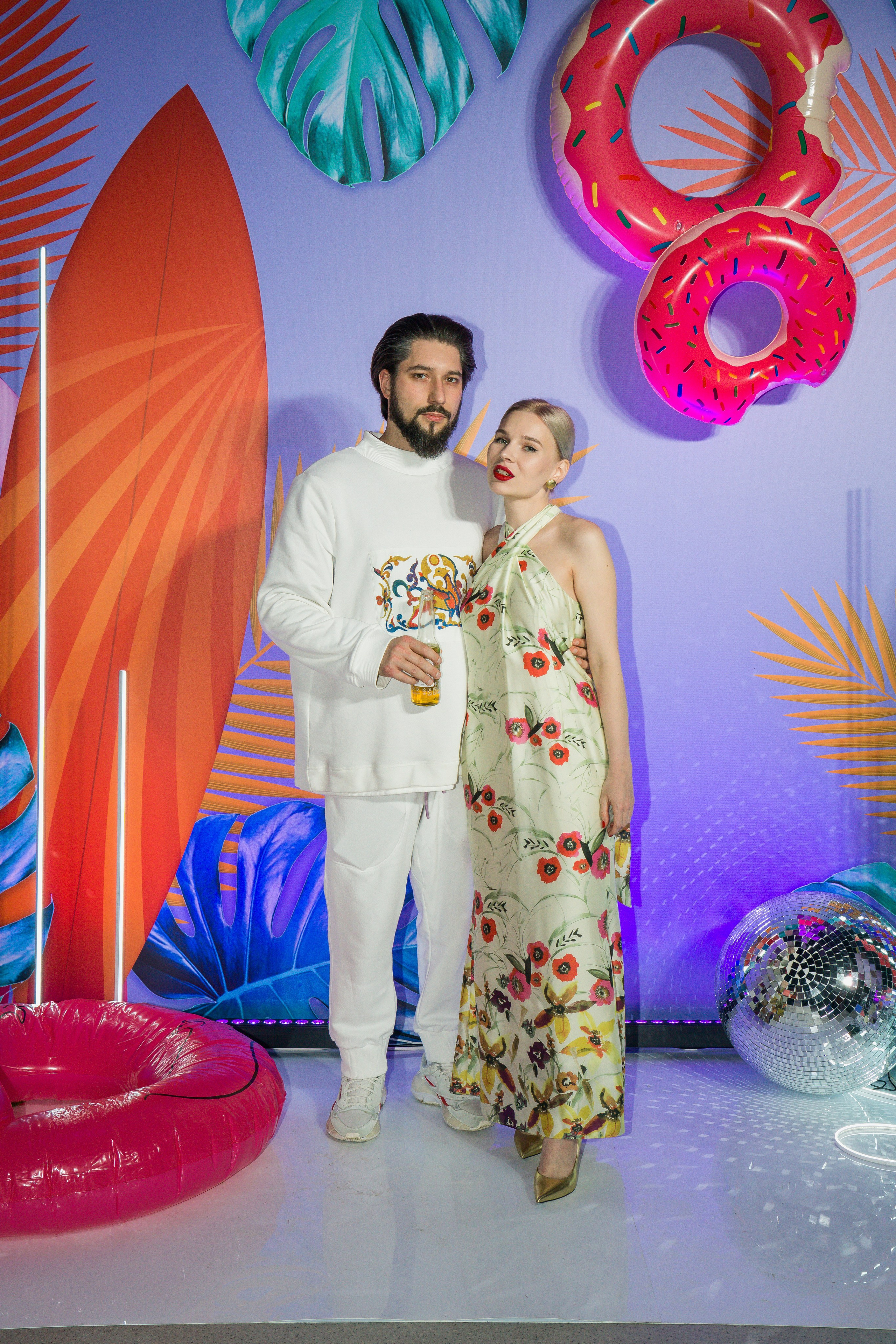 МТС корпоратив Гавайская вечеринка. Фотограф