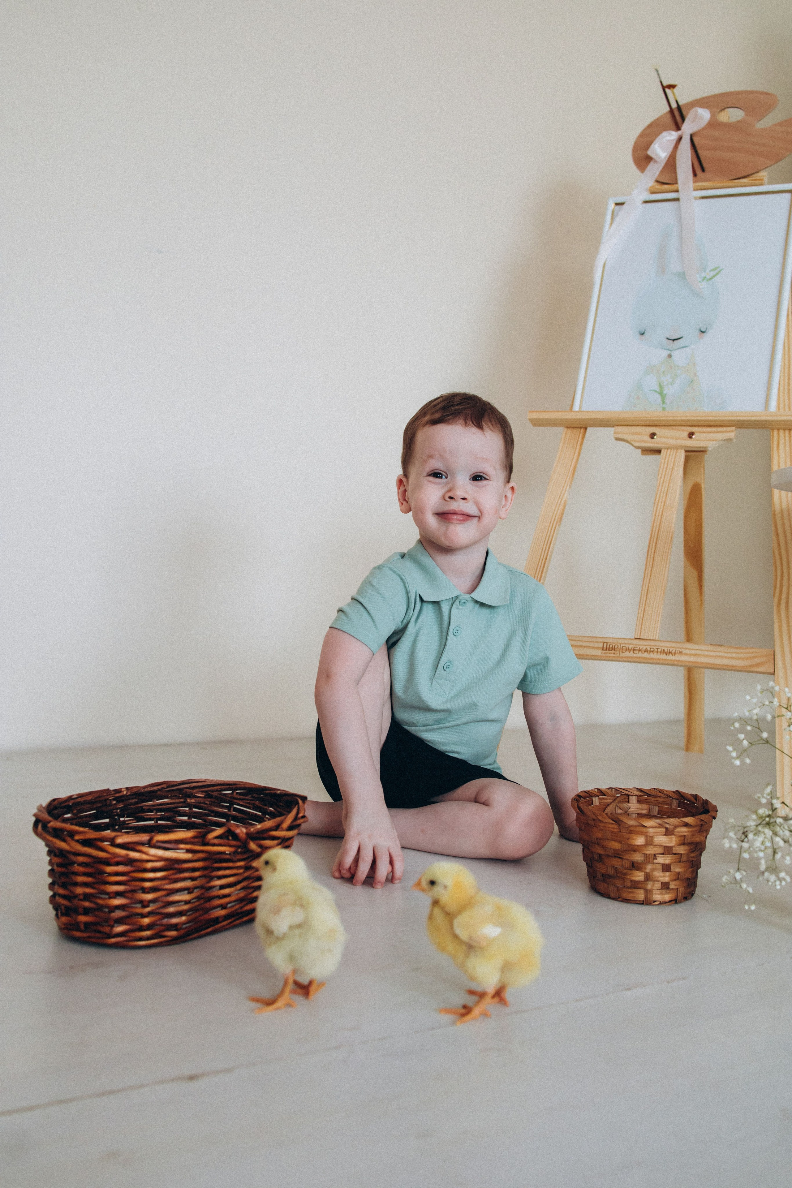 С цыплятами. Семейный фотограф Нижневартовск Тюмень Ефимова Ирина