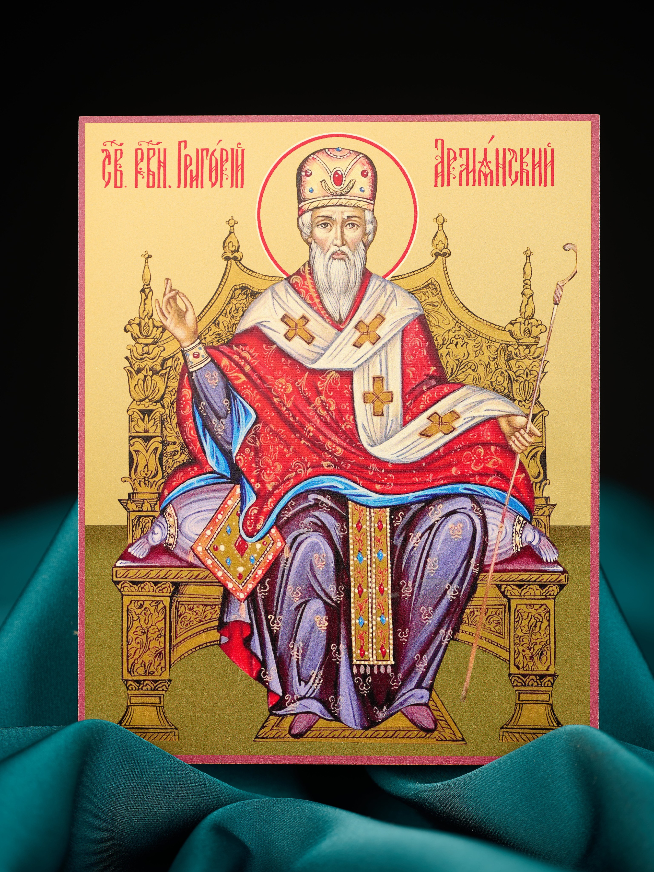 Иконы на досках