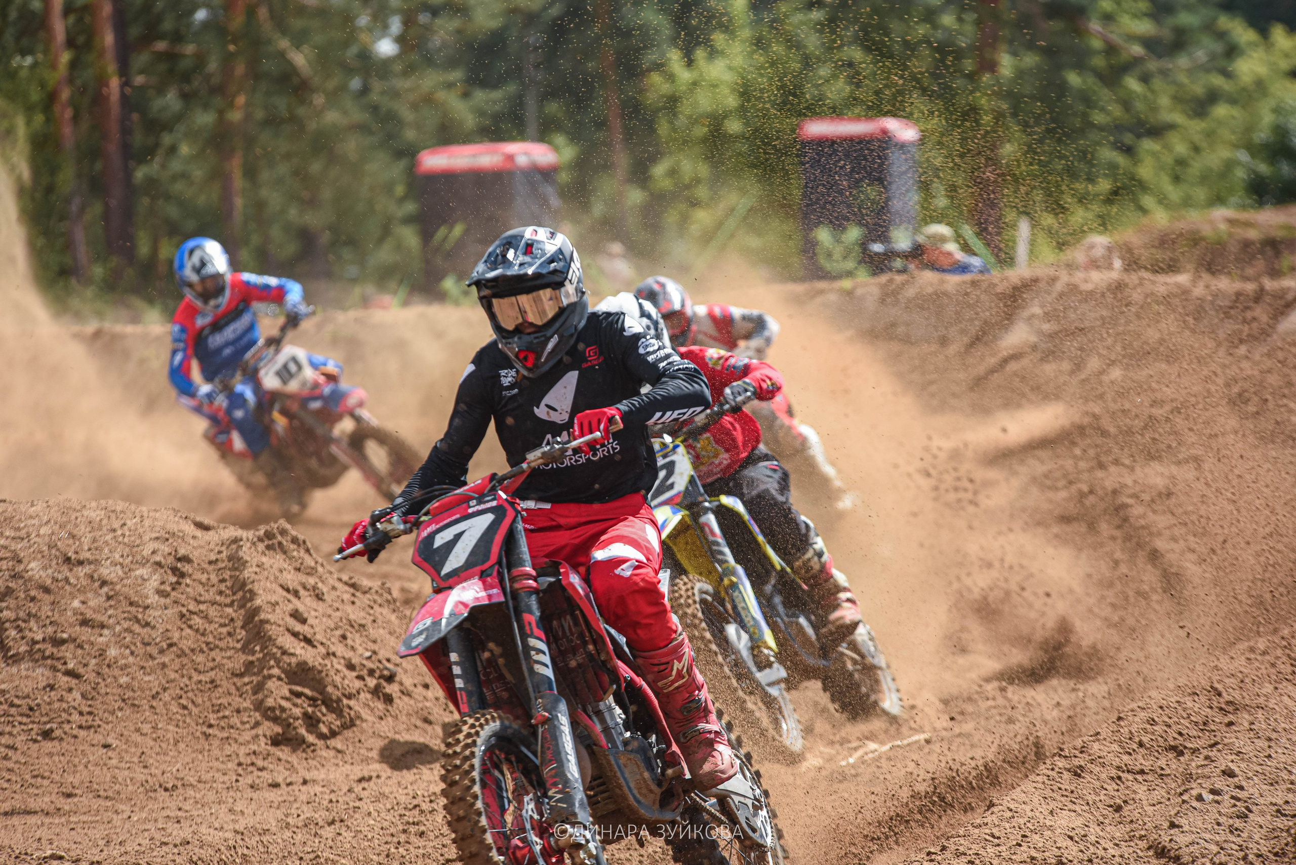 4 этап Winline чемпионата России по суперкроссу. Мотофотограф в Нижнем Новгороде Динара Зуйкова