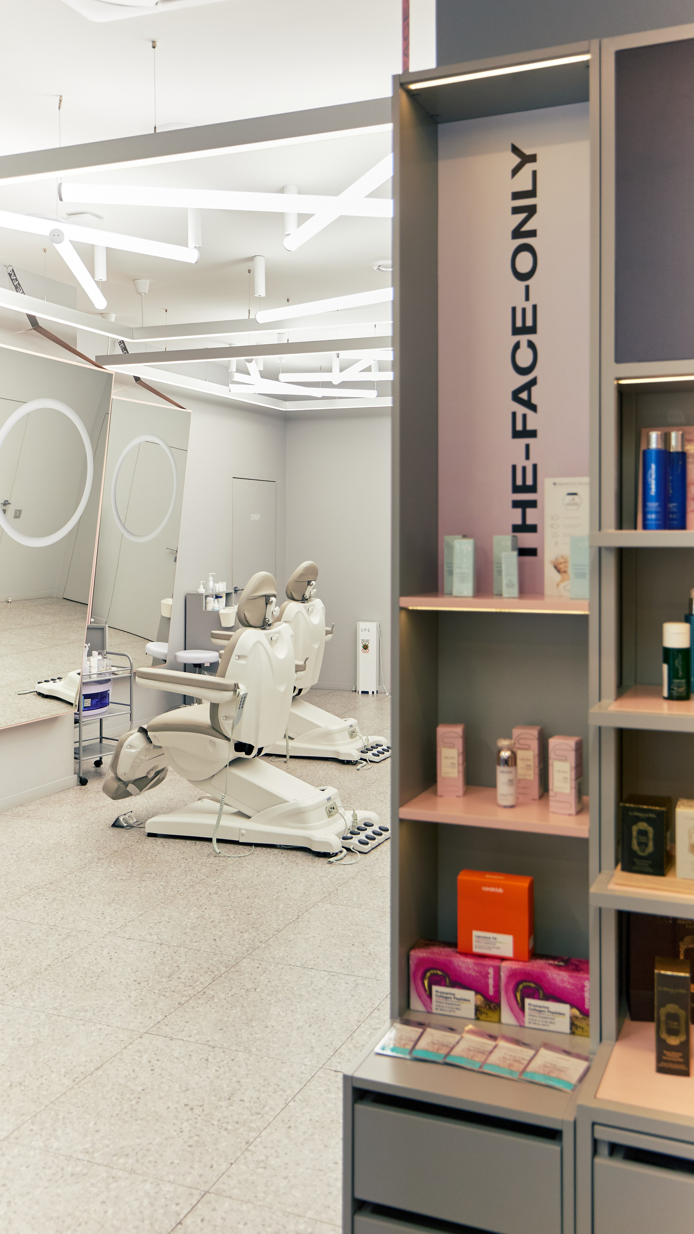 Интерьер. Fashion and advertising photographer