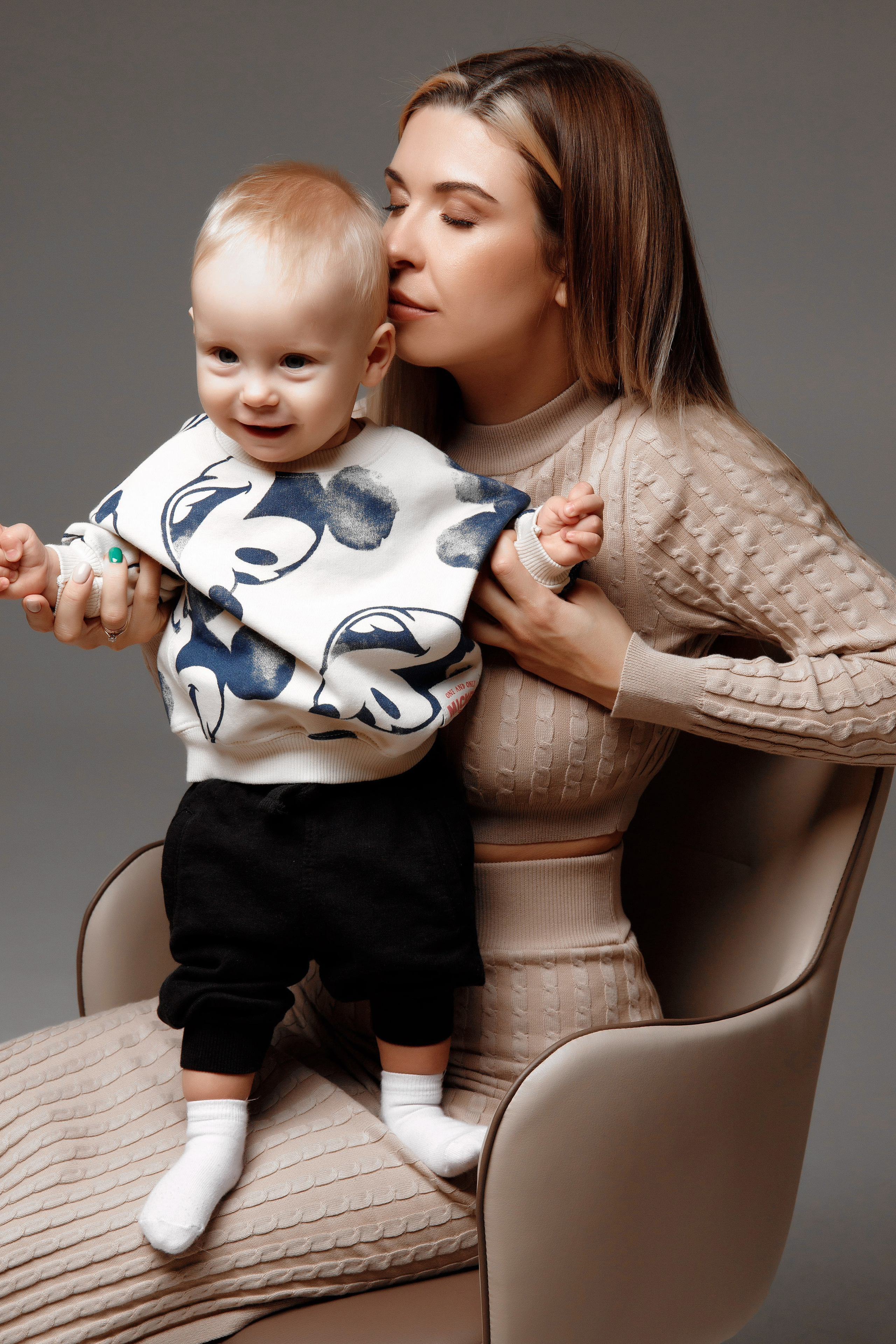 Платон. Фотограф беременности и материнства Аделя Юсупова