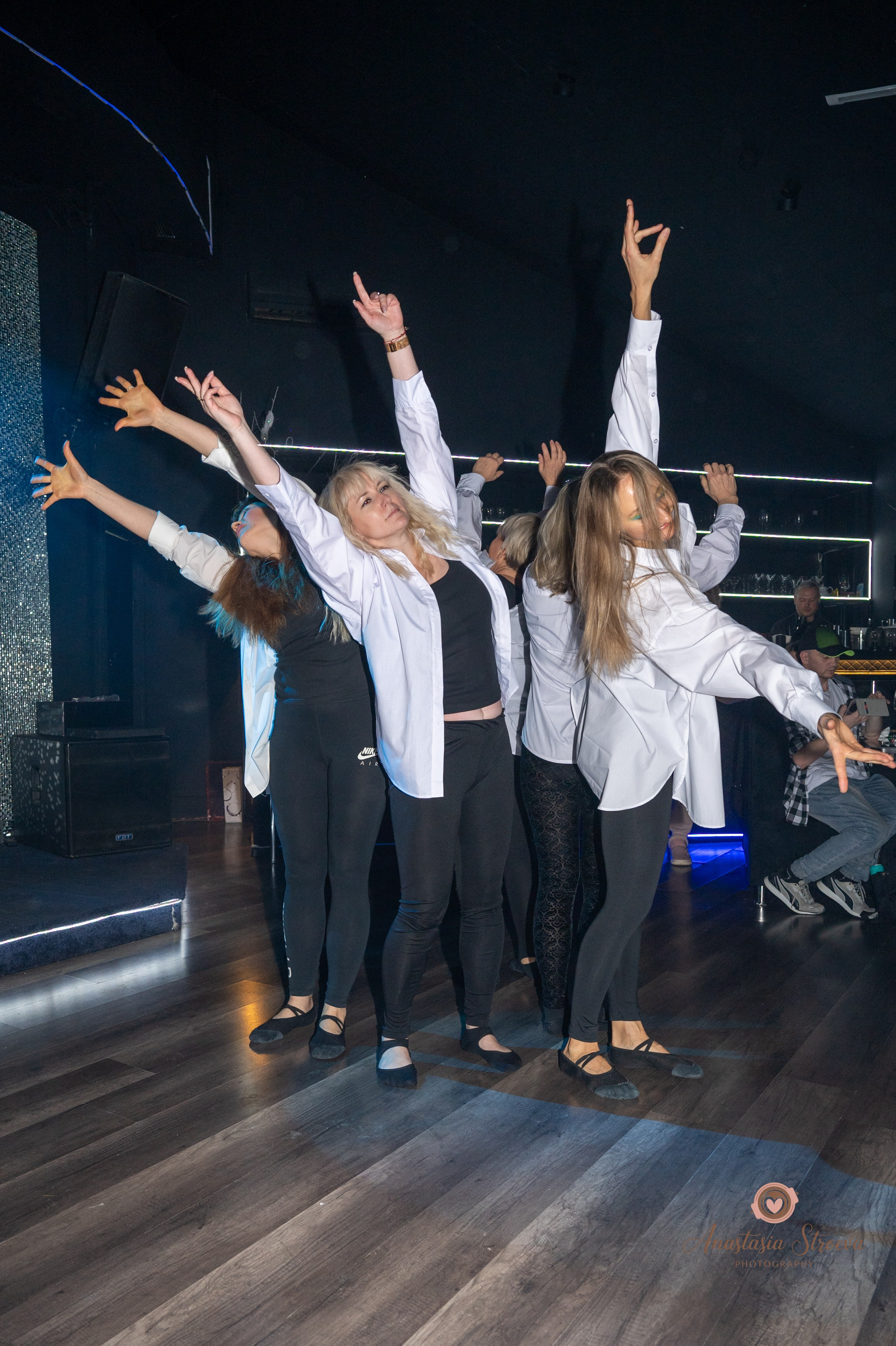 Танцевальное путешествие в 90е. Семейный и детский фотограф в Королеве, Москве и Московской области Строева Анастасия