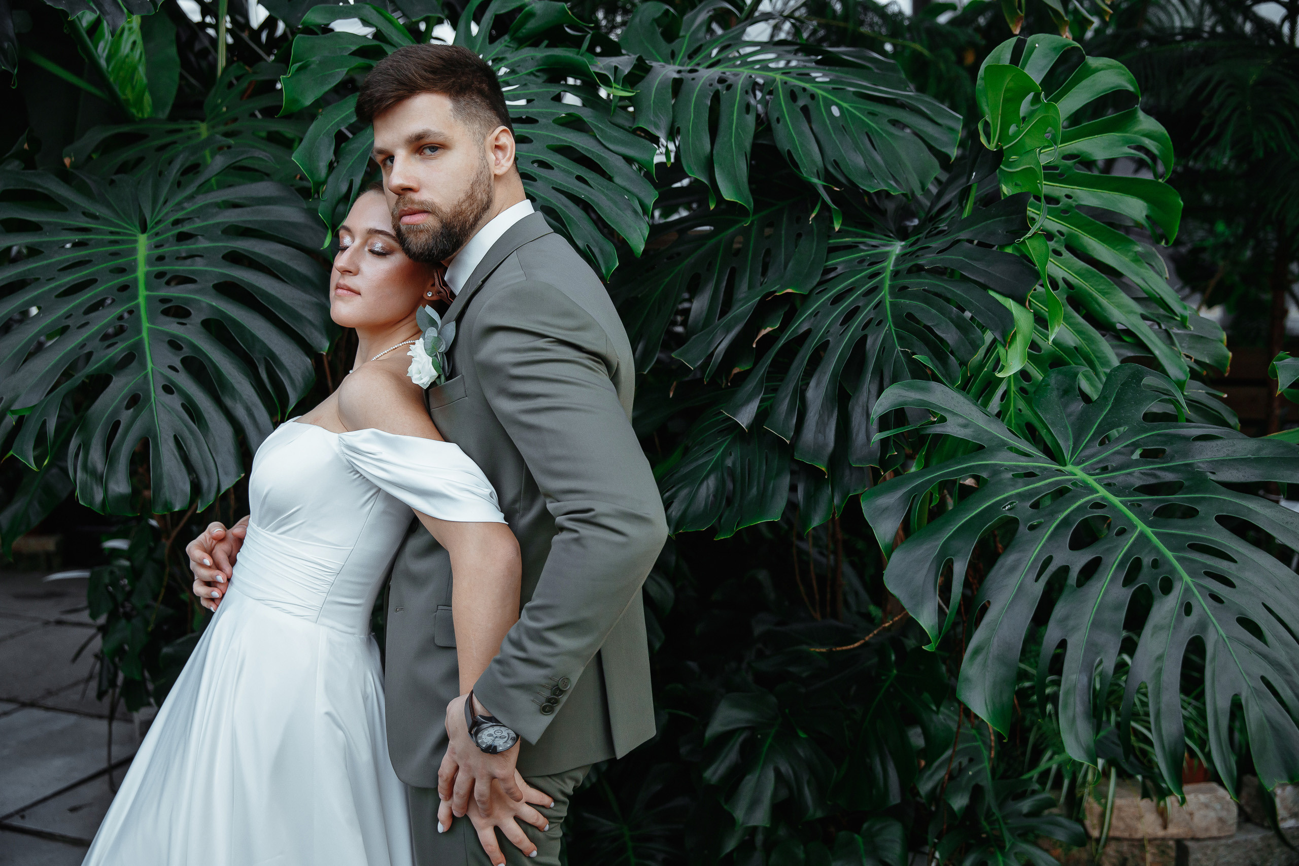 Серии в несколько кадров со свадеб. Репортажный фотограф в Санкт-Петербурге