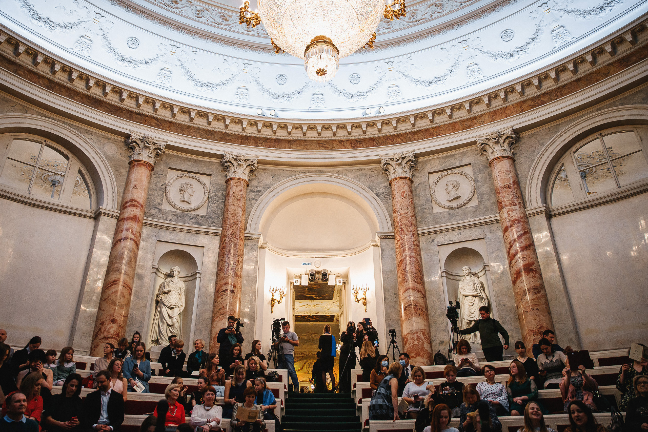 Ёлка мира — Эрмитаж. Репортажный фотограф в Санкт-Петербурге