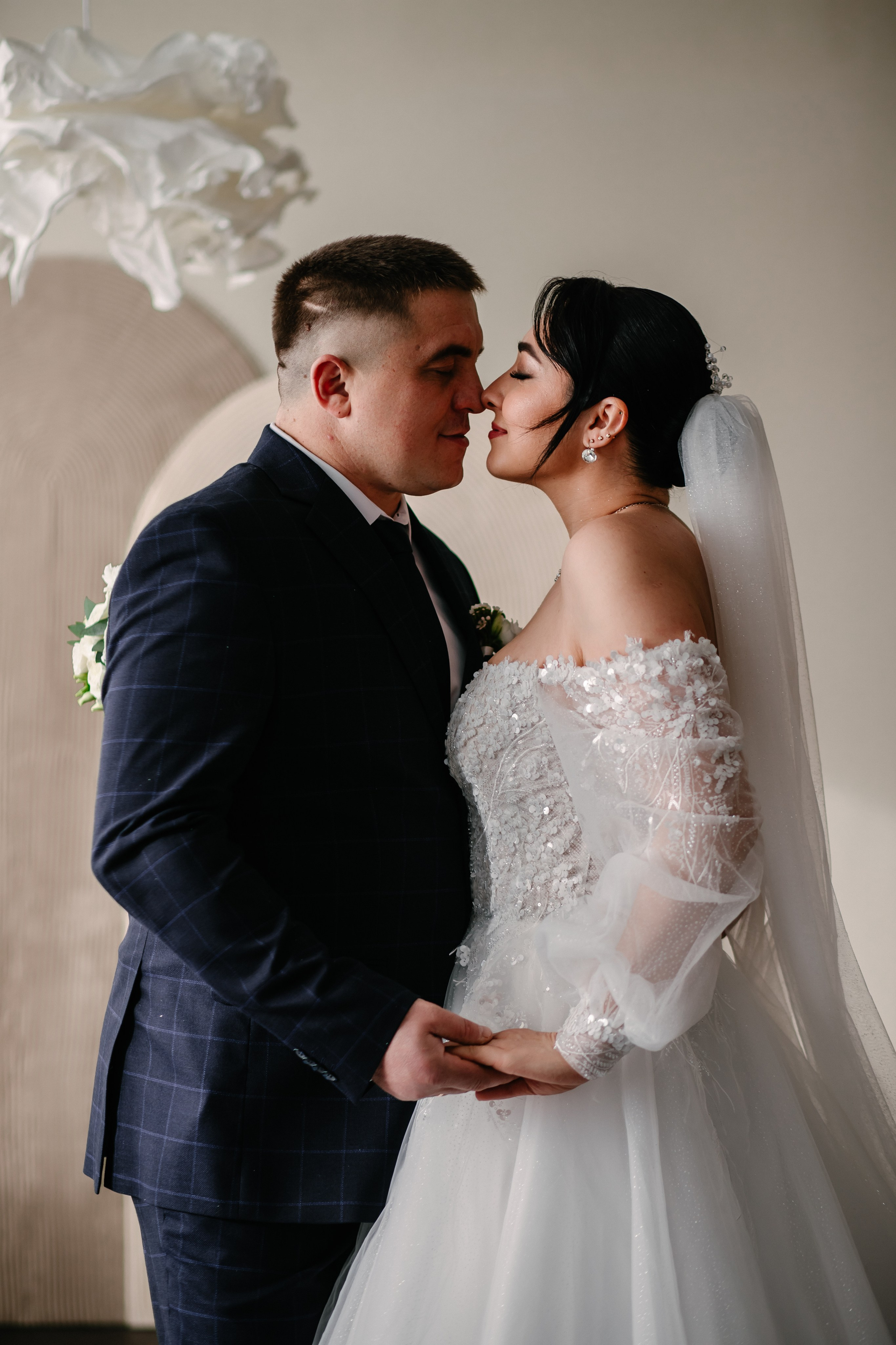 Свадебная прогулка в г. Старый оскол. Свадебный фотограф в Старом Осколе Тулинова Мария