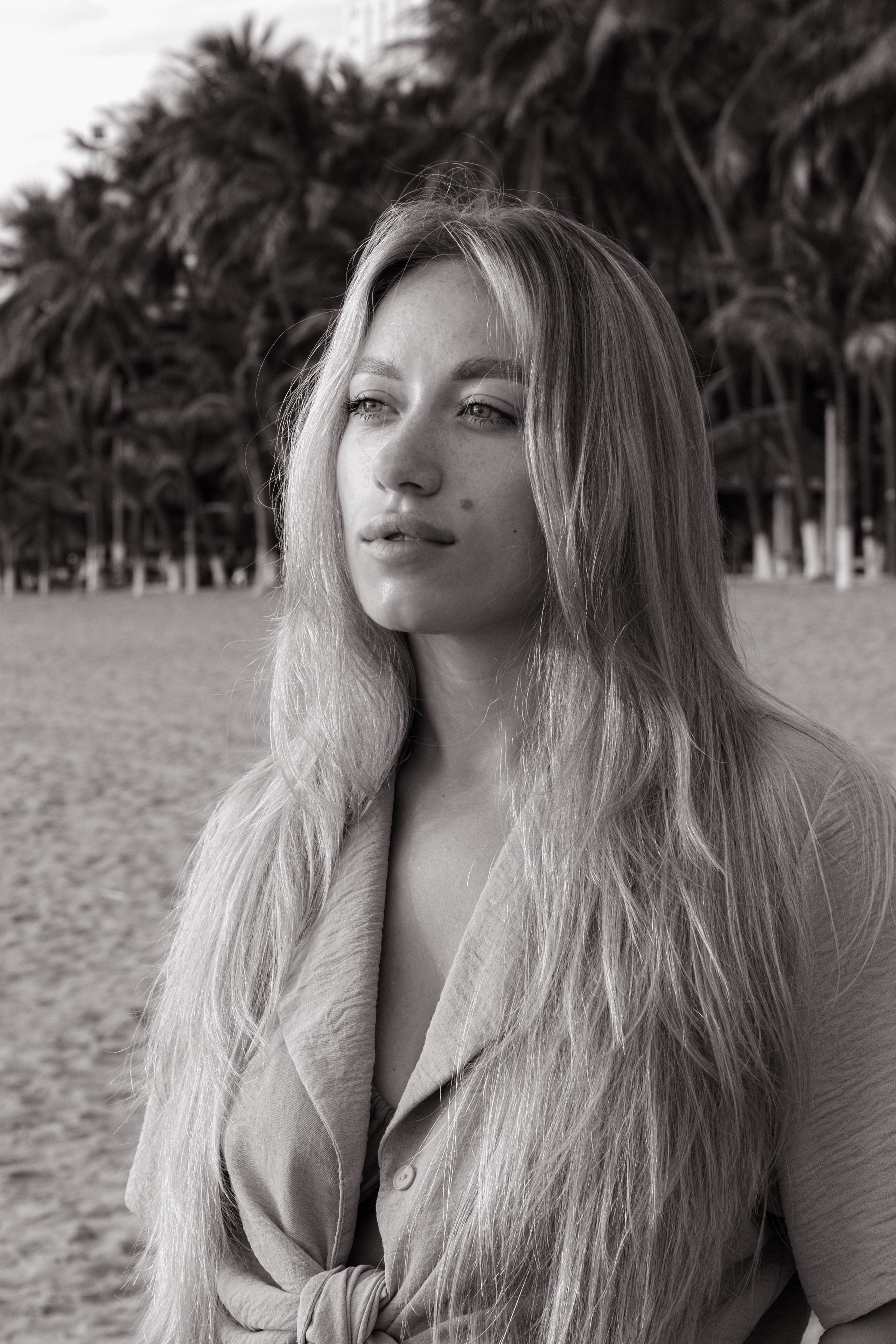 Daria. Painting "At dawn". Portrait photographer Nha Trang | Julia Meshanina