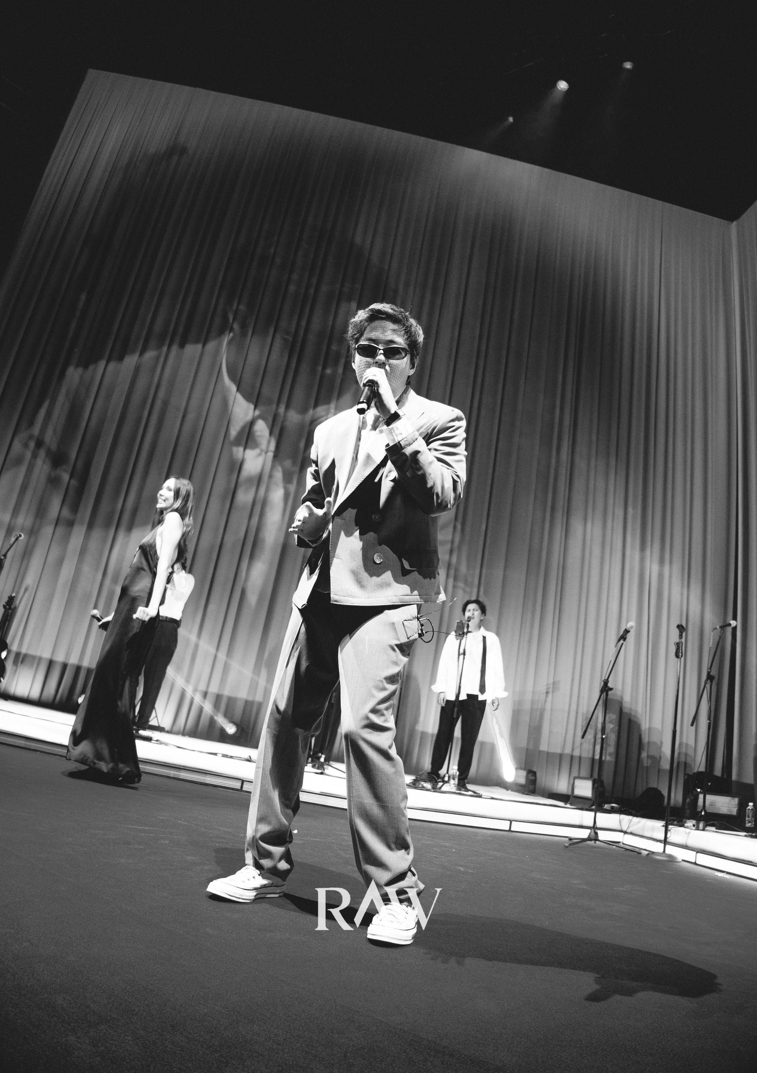 M'Dee Solo Concert. Maksiimiliano Raw фотограф Алматы