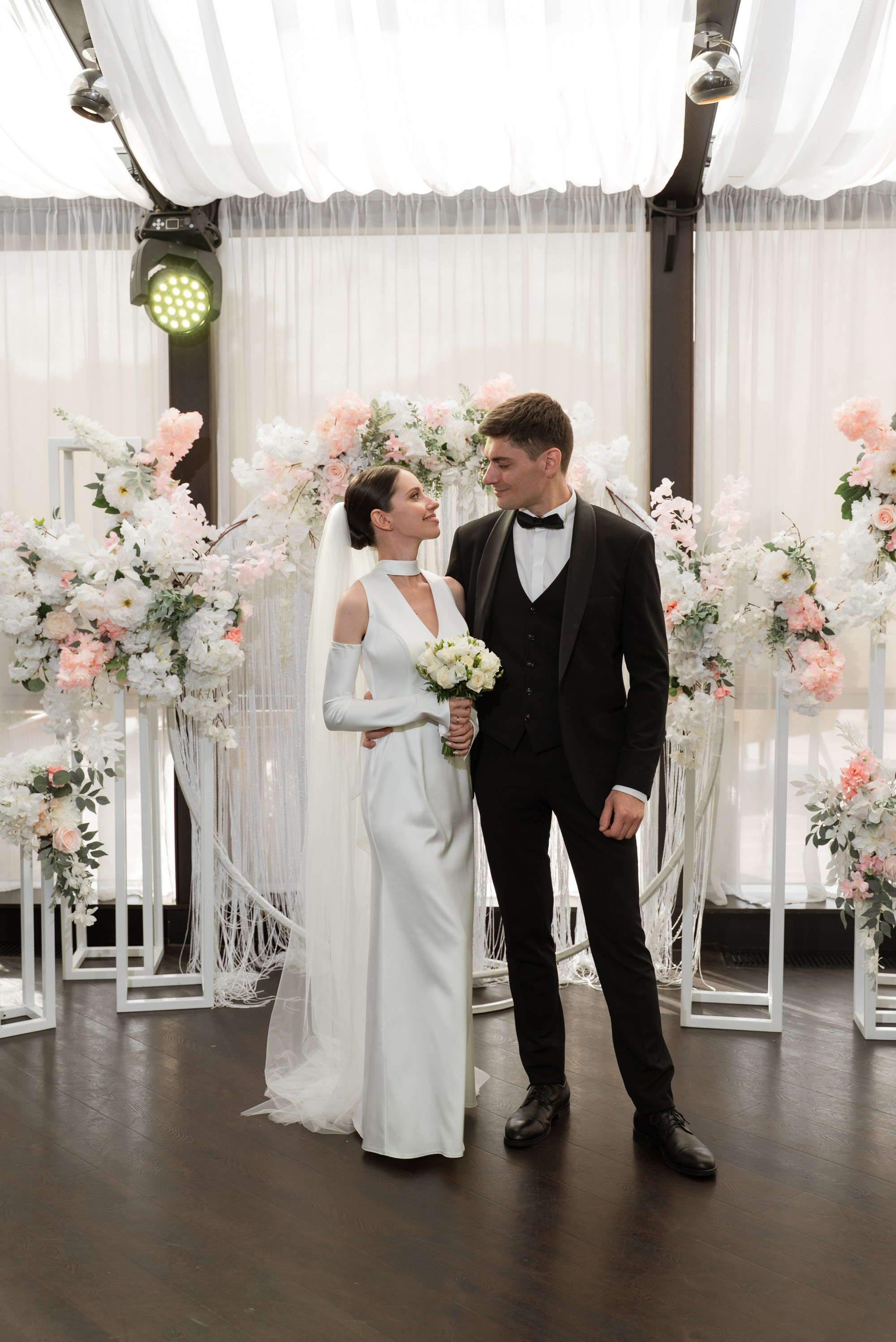 Артур и Светлана | 07.08.25. Свадебный фотограф в Санкт-Петербурге Владислава Тюльпина