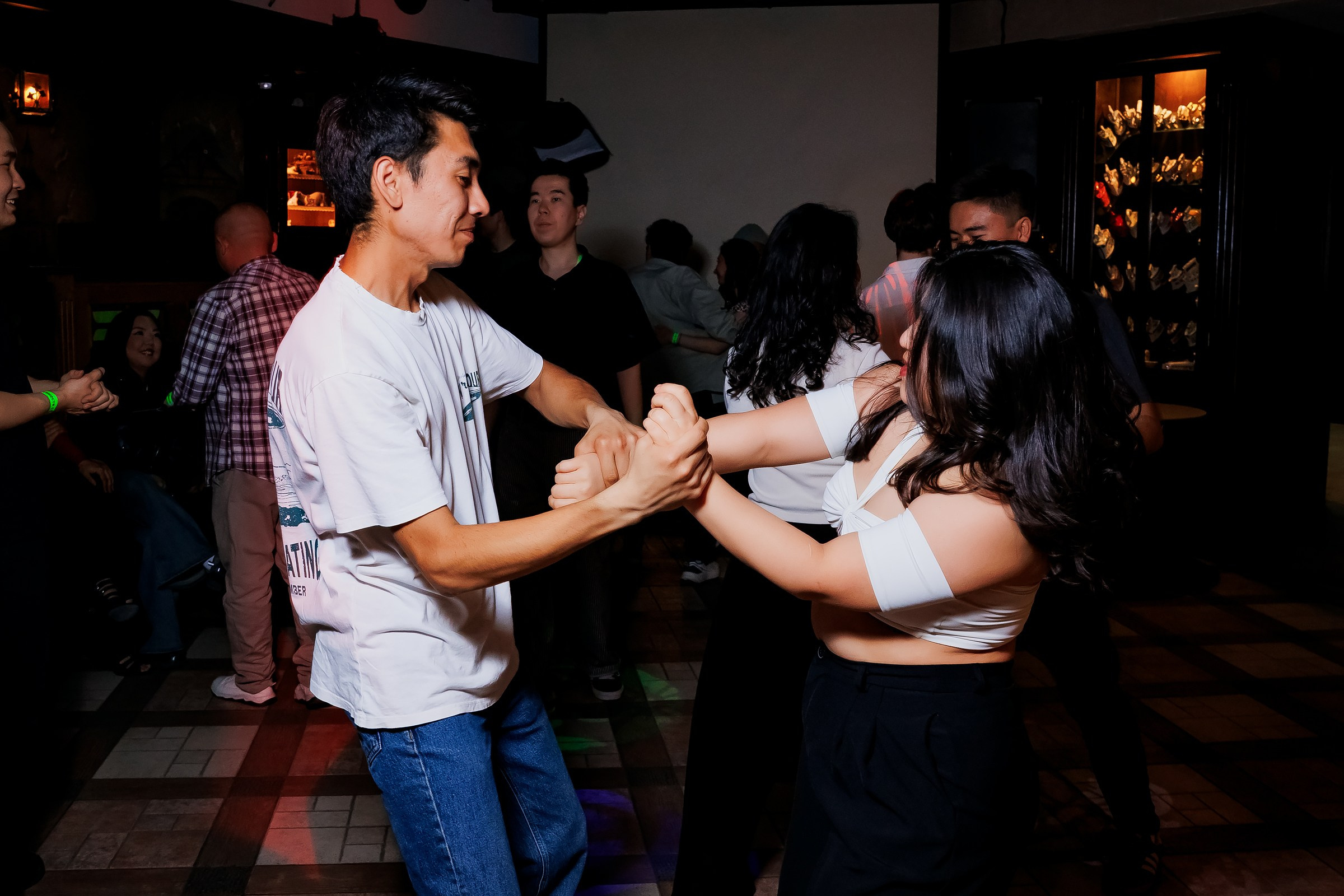 Bachata party-Tirol. Репортажный фотограф в Алматы Каюпов Сержан