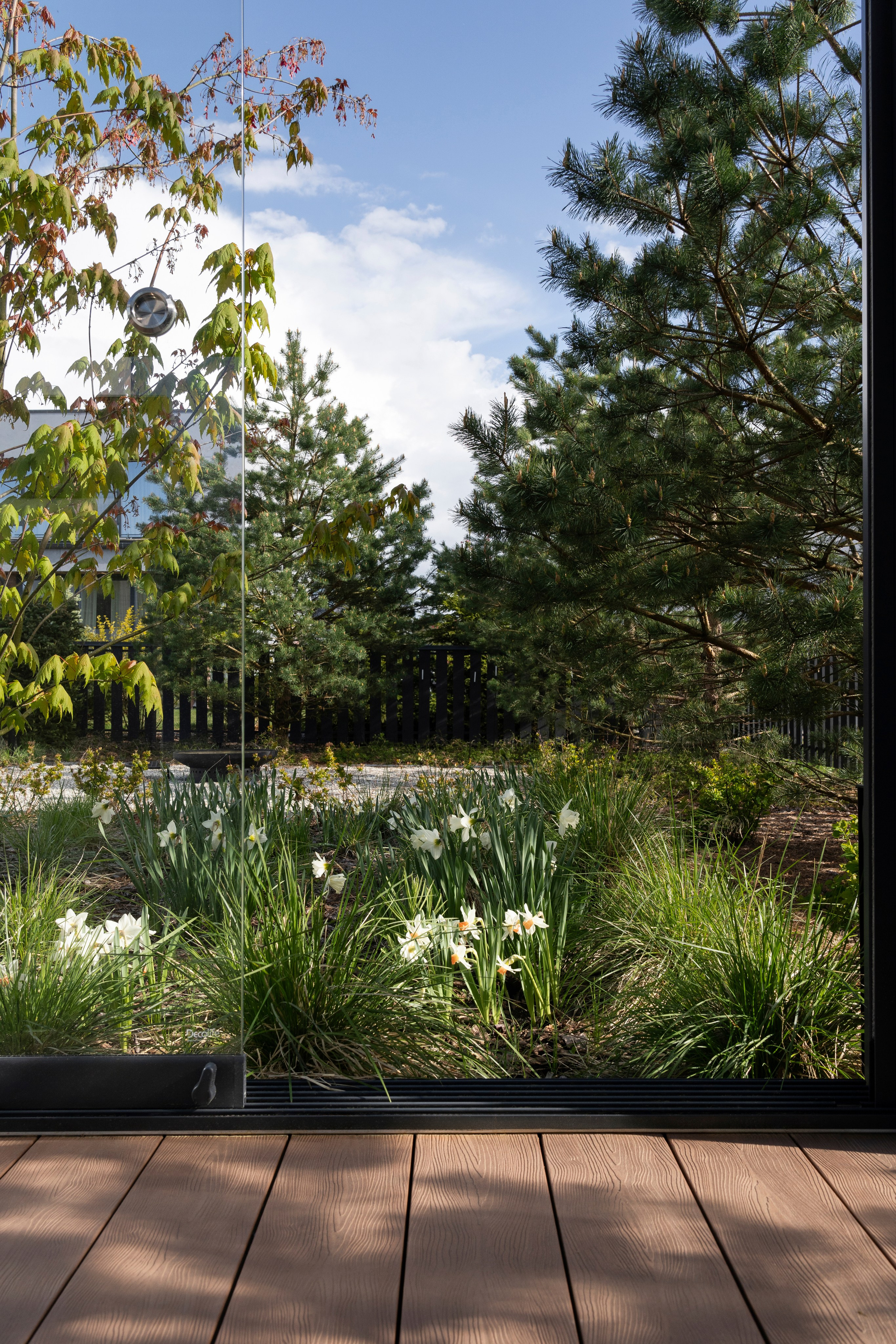 Blooming in the garden, Moscow region. Артамонов Александр | Архитектурный и ландшафтный фотограф