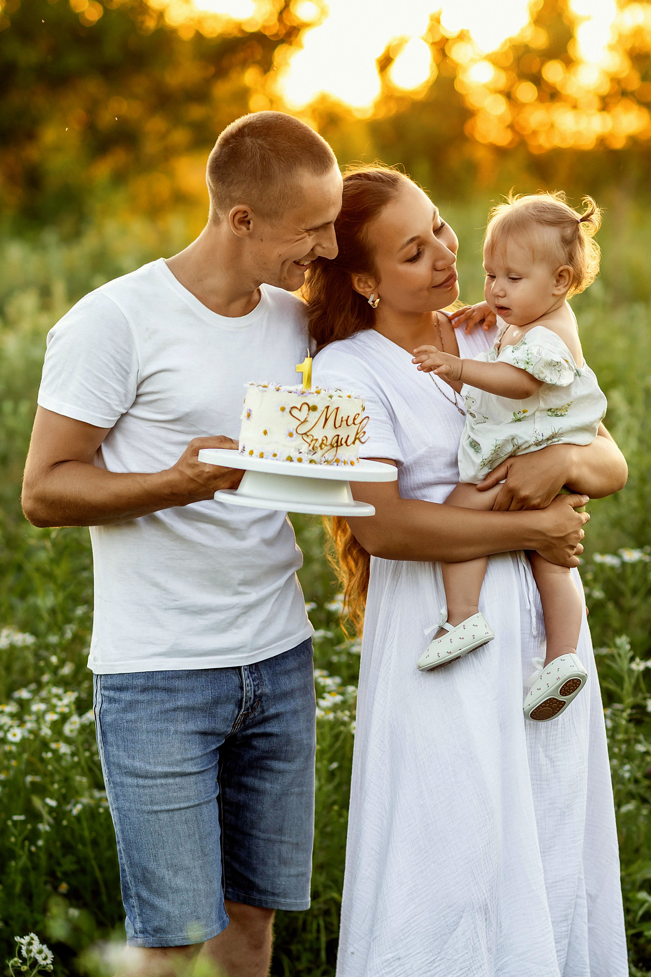Летняя семейная фотосессия в поле. Детский и семейный фотограф Елена Воропаева