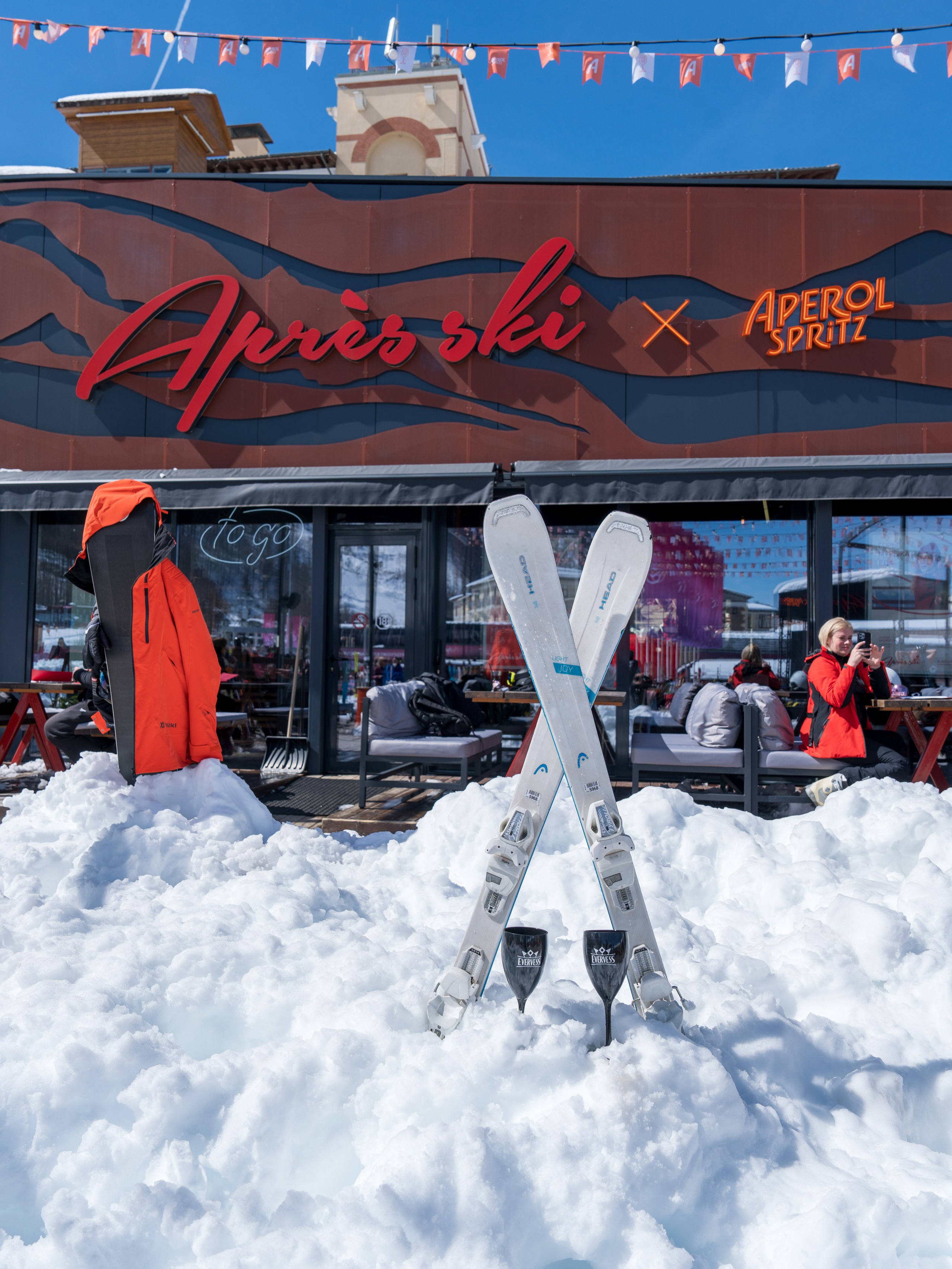 Компания «EVERVESS»: отчет с точек продаж на курортах Красной Поляны. Репортажный фотограф в Красной Поляне и Сочи Павлюченко Екатерина