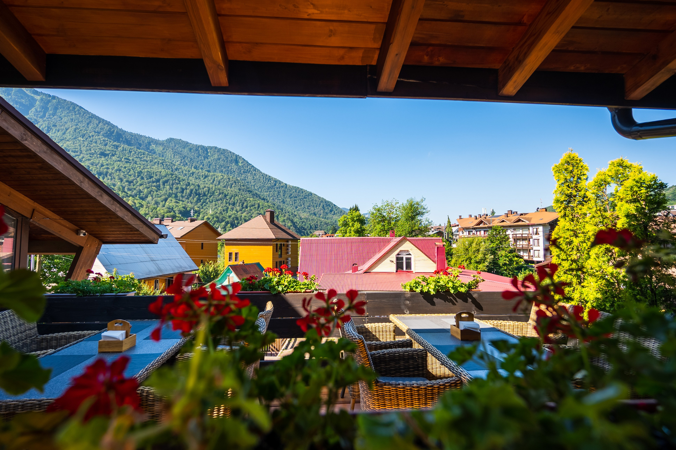 Ресторан «Трикони» в Красной Поляне. Репортажный фотограф в Красной Поляне и Сочи Павлюченко Екатерина