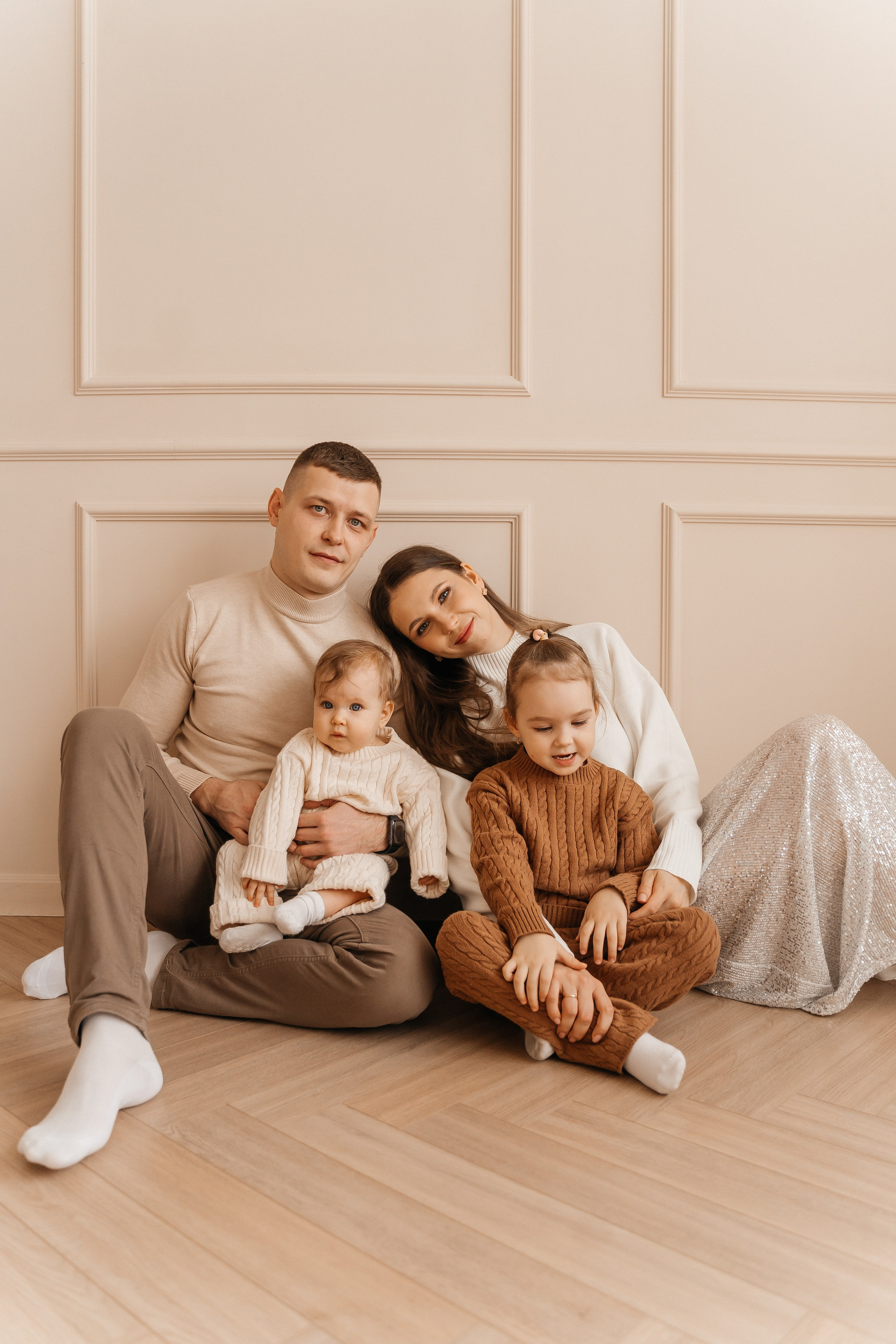 Сережа, Юля, Василиса и Дарина. Волик Мария