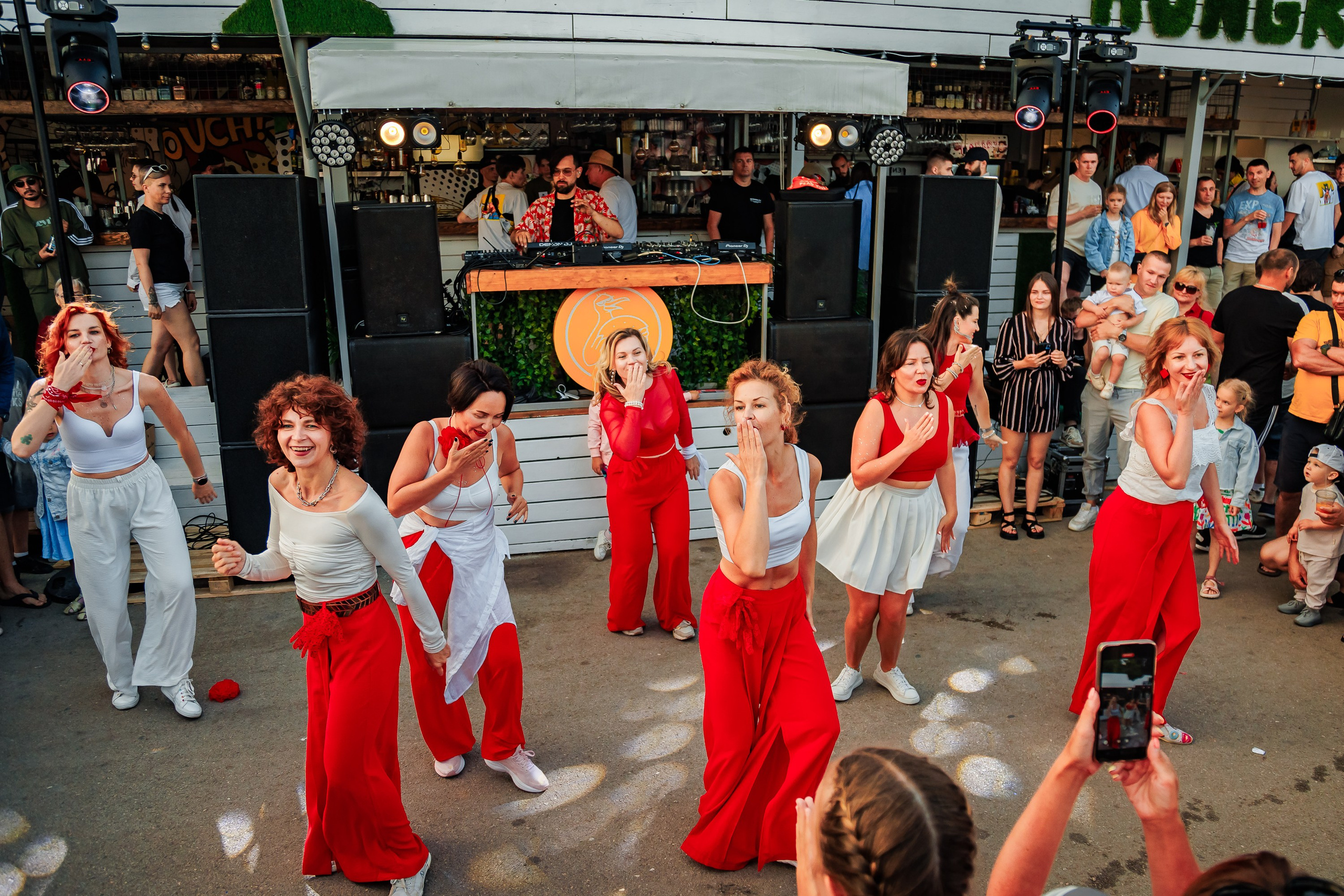 Открытие сезона в HUNGRY BIRD_Симеиз_Крым_14.06.2025. Аминов Руслан | Фотограф