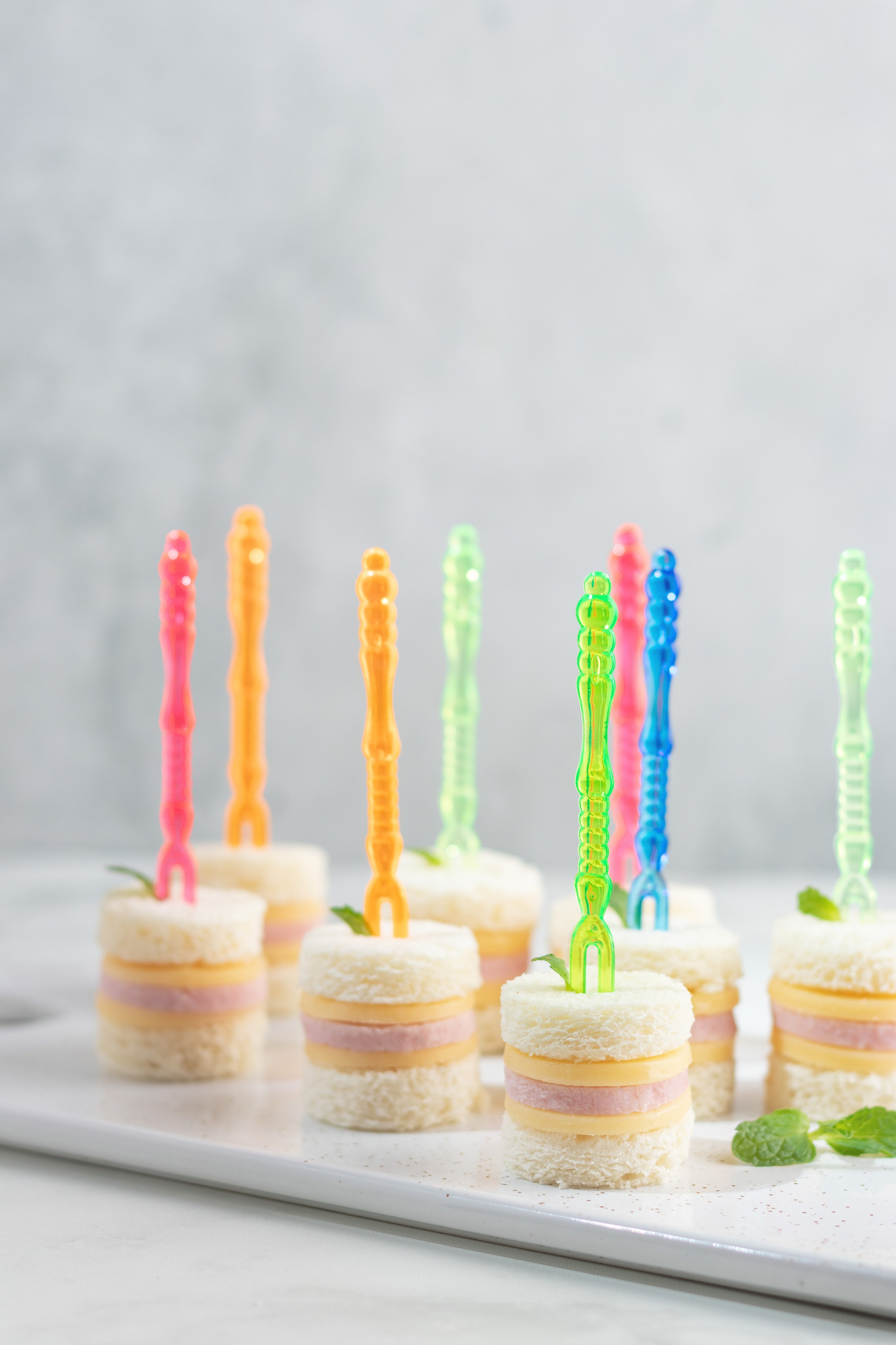 Шпажки для канапе. Предметный фотограф Северова Екатерина | Профессиональная предметная съёмка фото и видео в Санкт-Петербурге