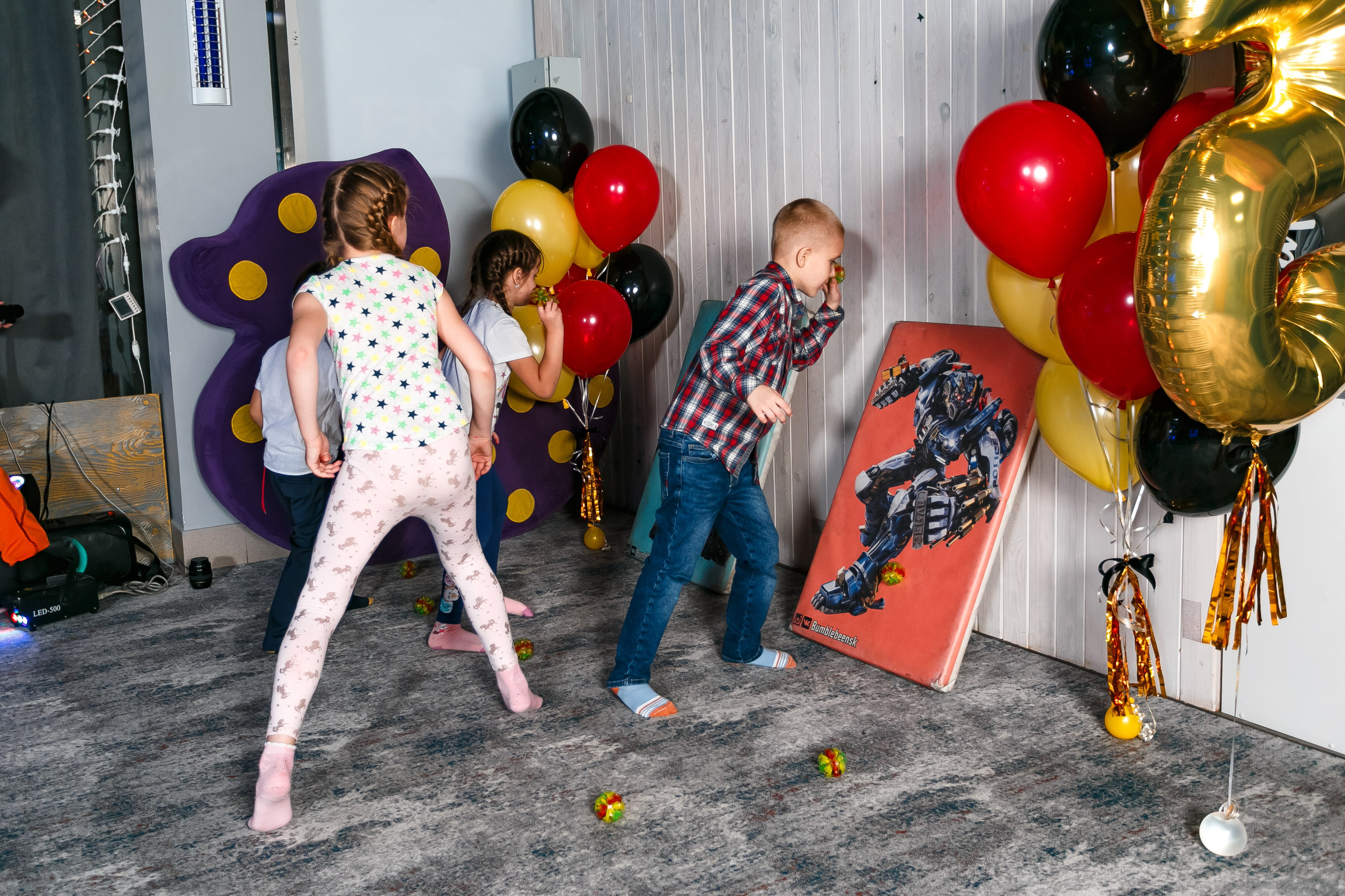 Лофт ДАКИ ДАК\ детский ДР. Фотограф в  г. Новосибирск