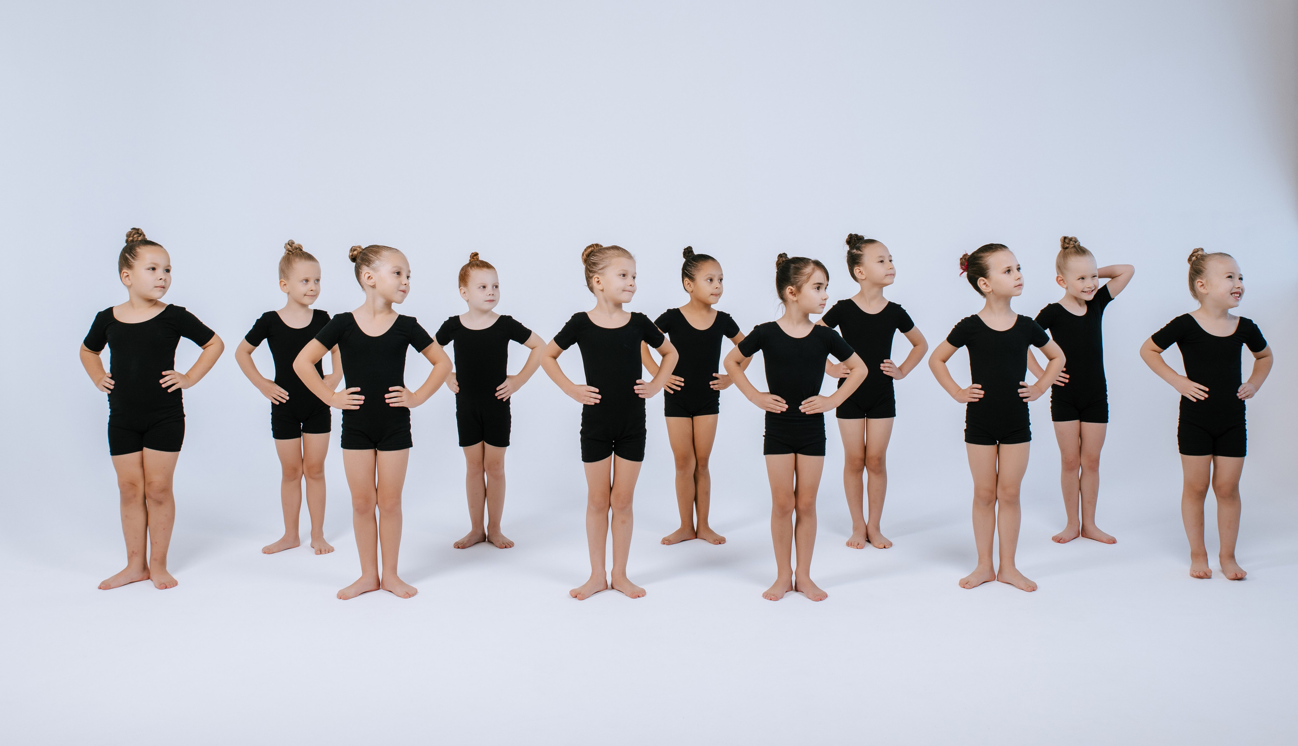 Коллектив «Жар-птица». Фотограф Ярмишко Дарья. Выпускные фотокниги