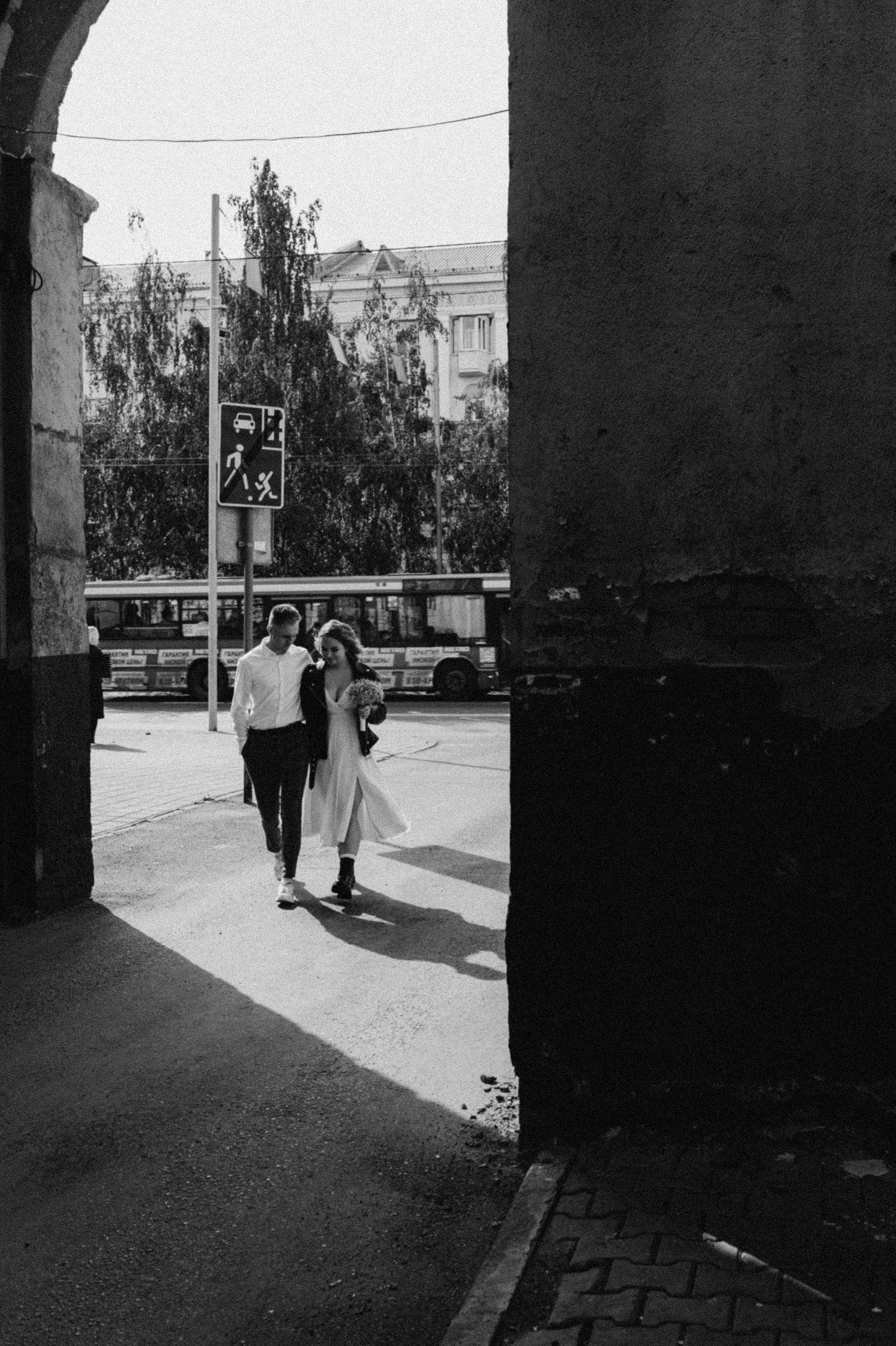 Свадебные фотографии. Фотограф в Барнауле Дарья Бутурлакина. Люби.Цени.Касайся