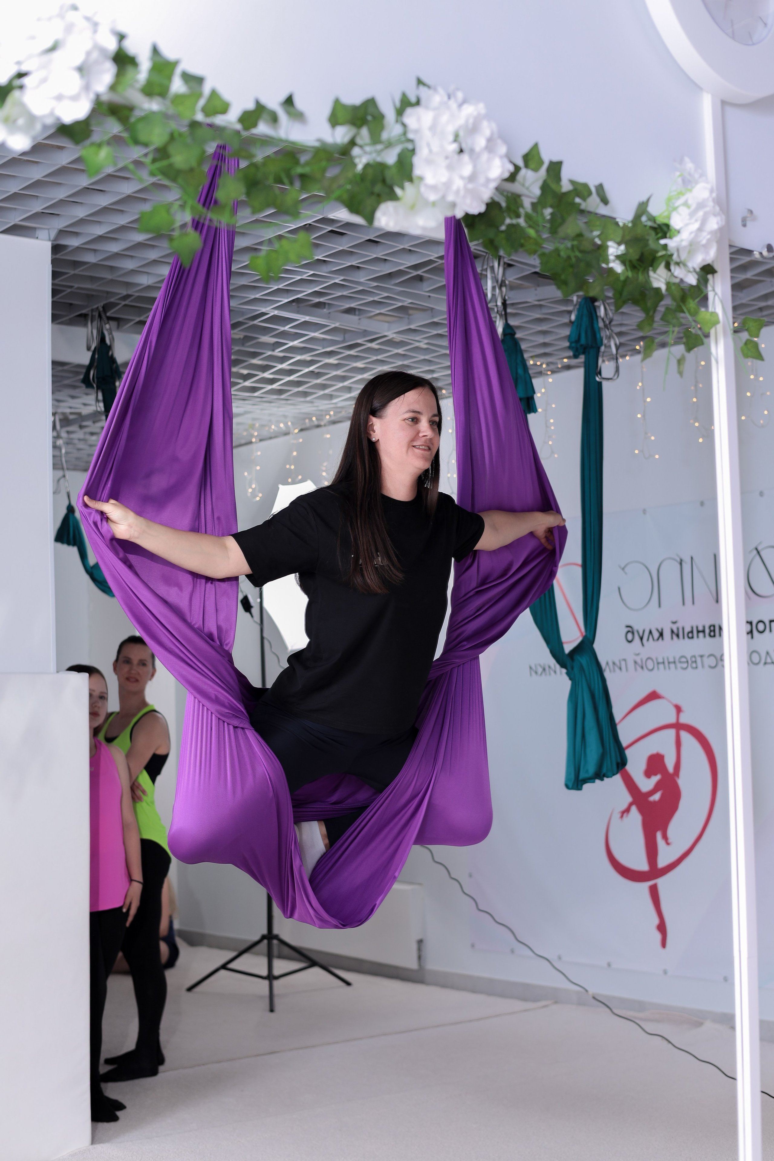 Арт-терапия + аэройога. Фотограф Надршина Лилия