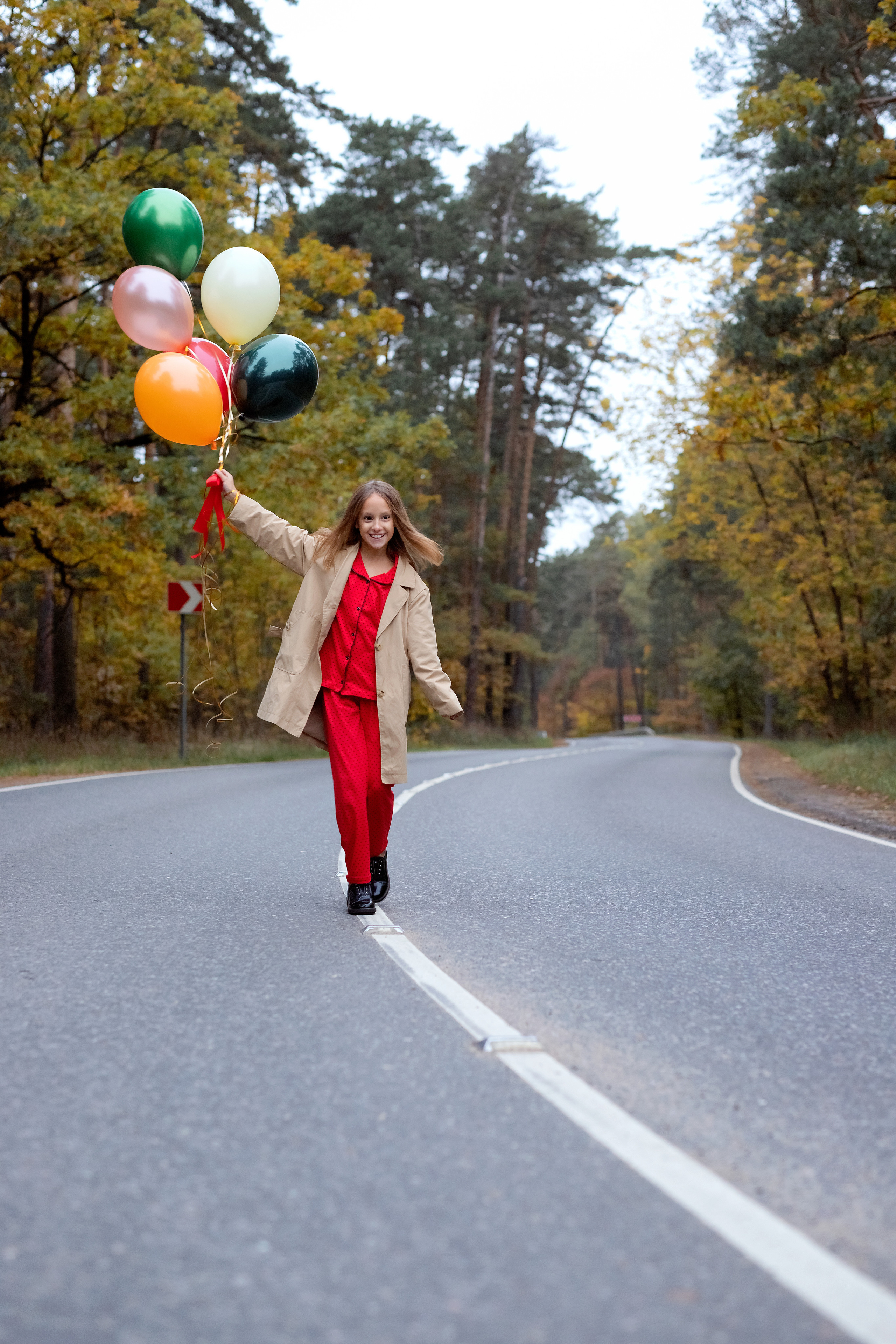 Тая 11 лет. Фотокомпания «Алые паруса» выпускные альбомы Москва и МО