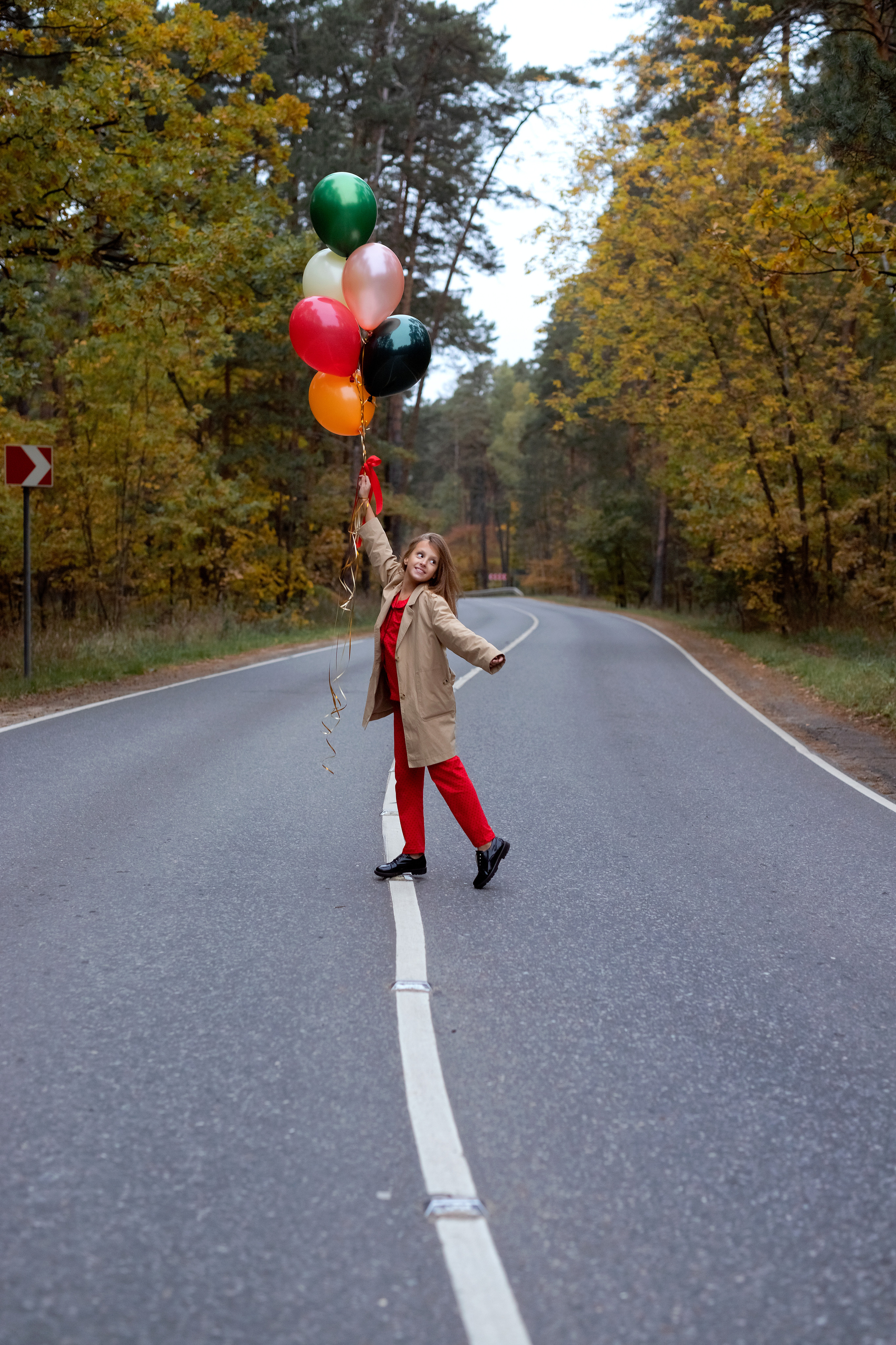 Тая 11 лет. Фотокомпания «Алые паруса» выпускные альбомы Москва и МО