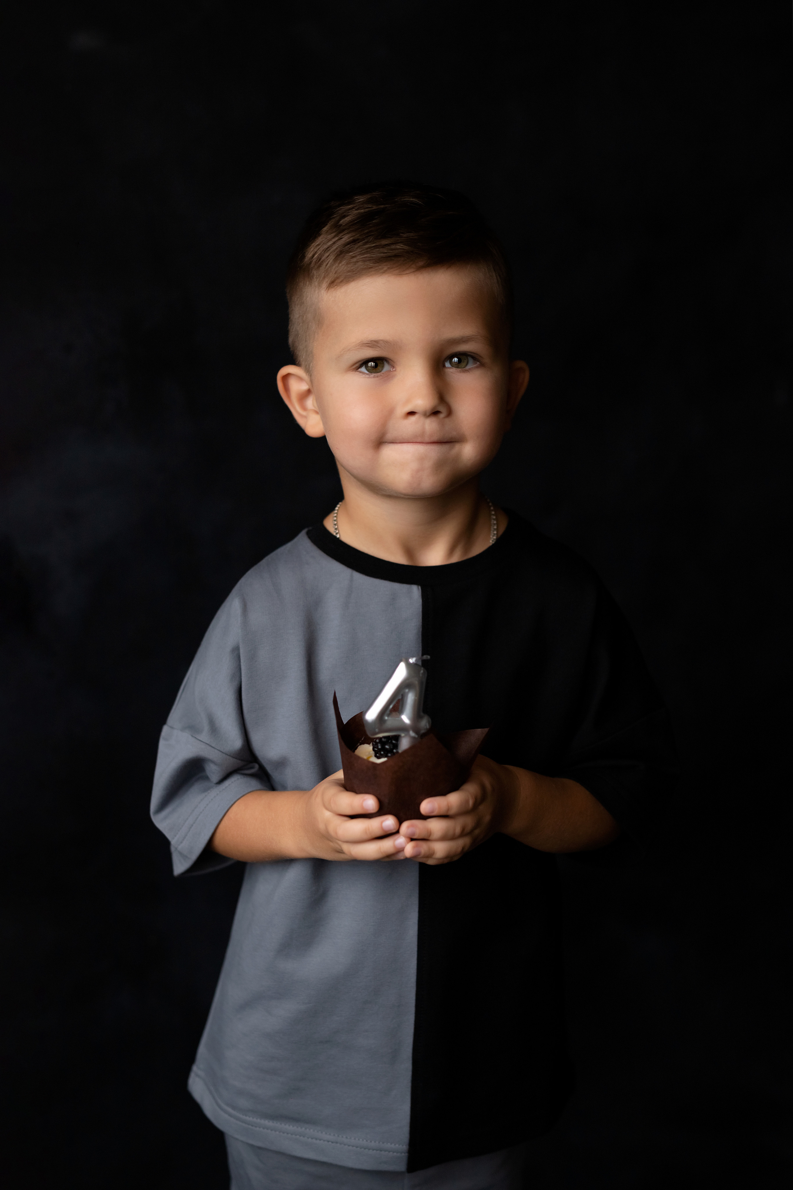 Захар 4 года. Фотокомпания «Алые паруса» выпускные альбомы Москва и МО