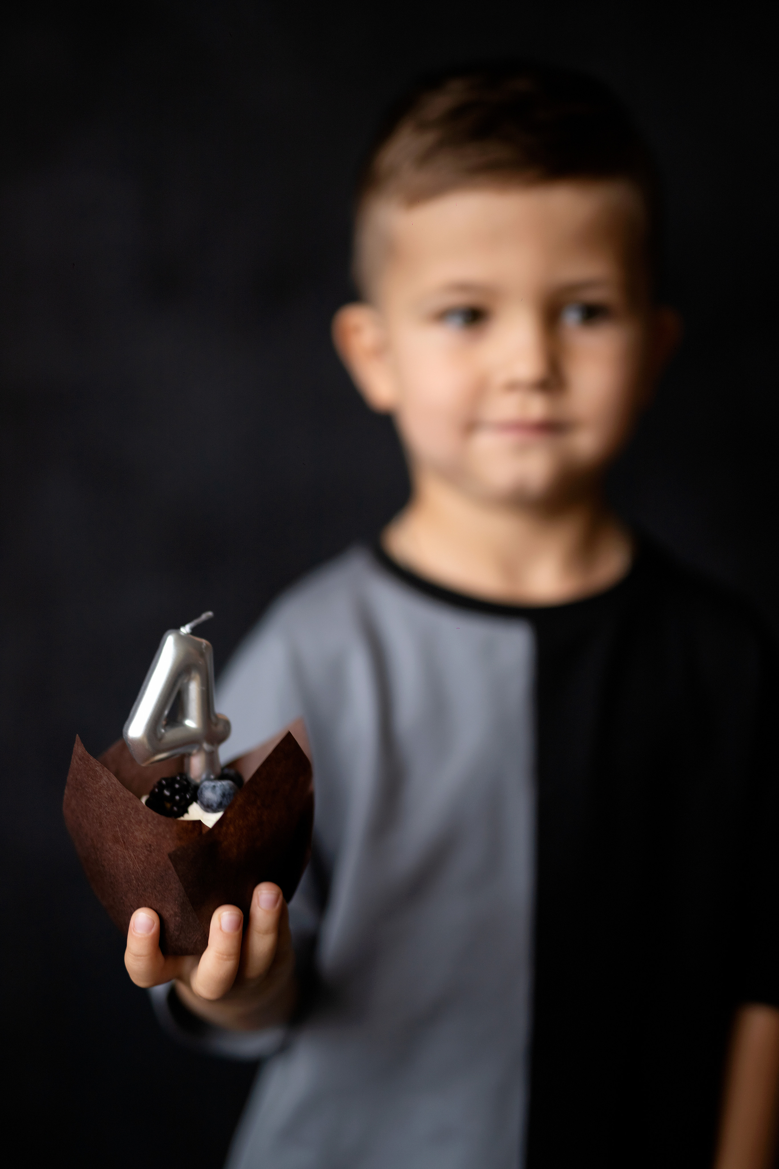 Захар 4 года. Фотокомпания «Алые паруса» выпускные альбомы Москва и МО